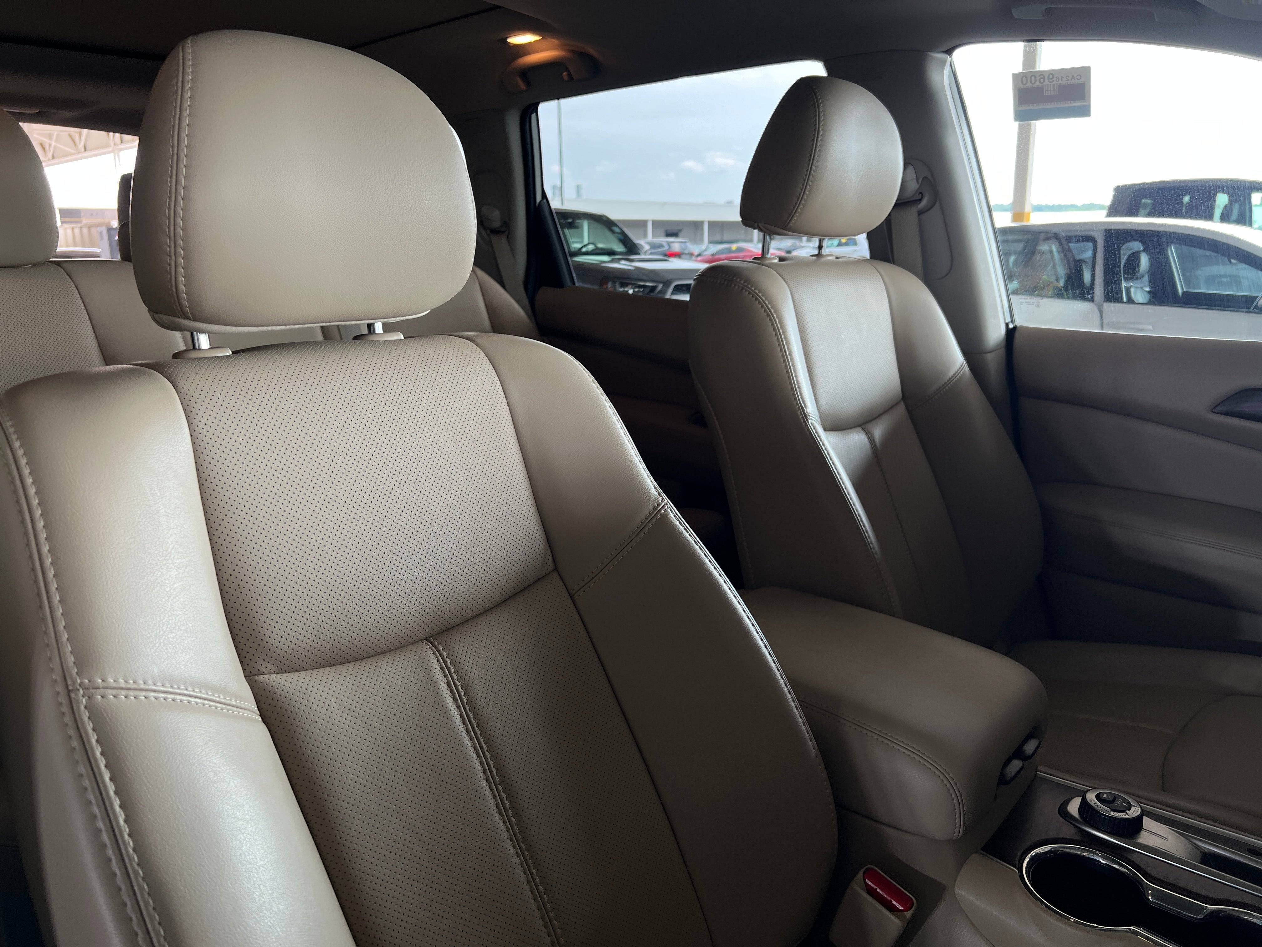 2020 Nissan Pathfinder Platinum 2