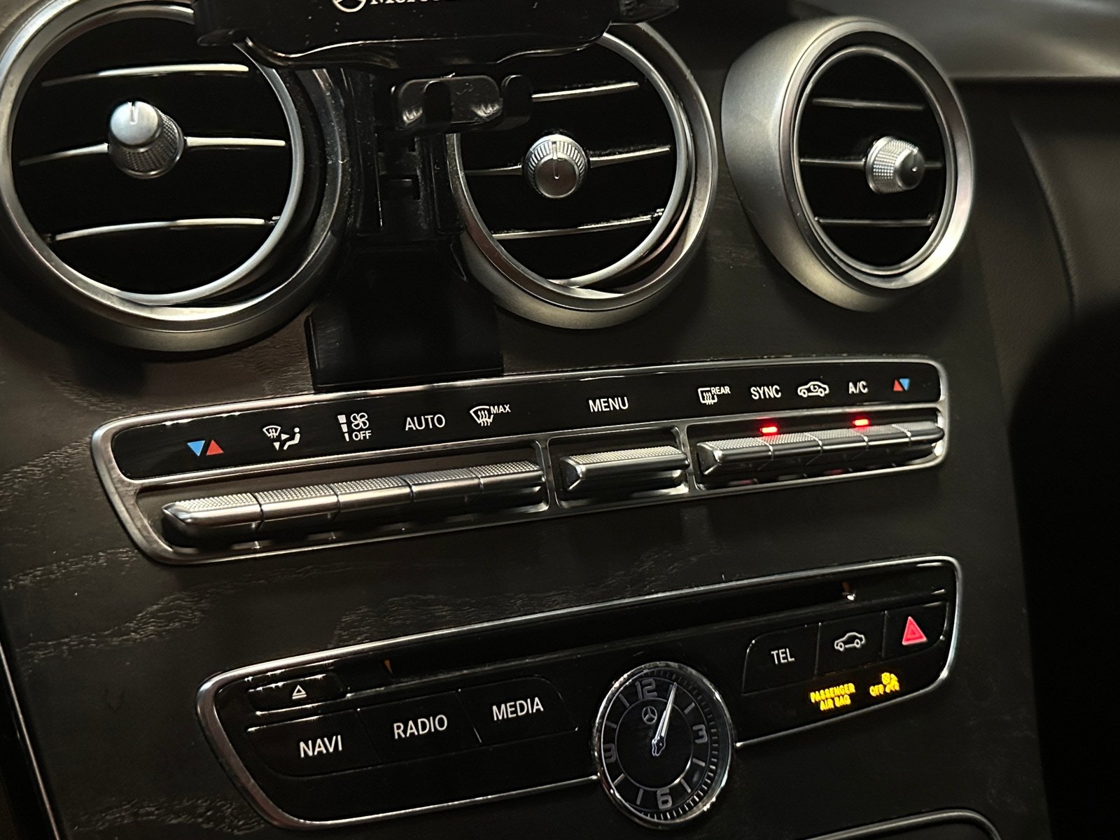 Thumbnail: 2018 Mercedes-Benz C-Class - 2