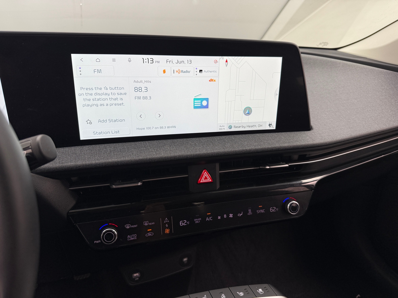 Thumbnail: 2022 Kia EV6 - 3