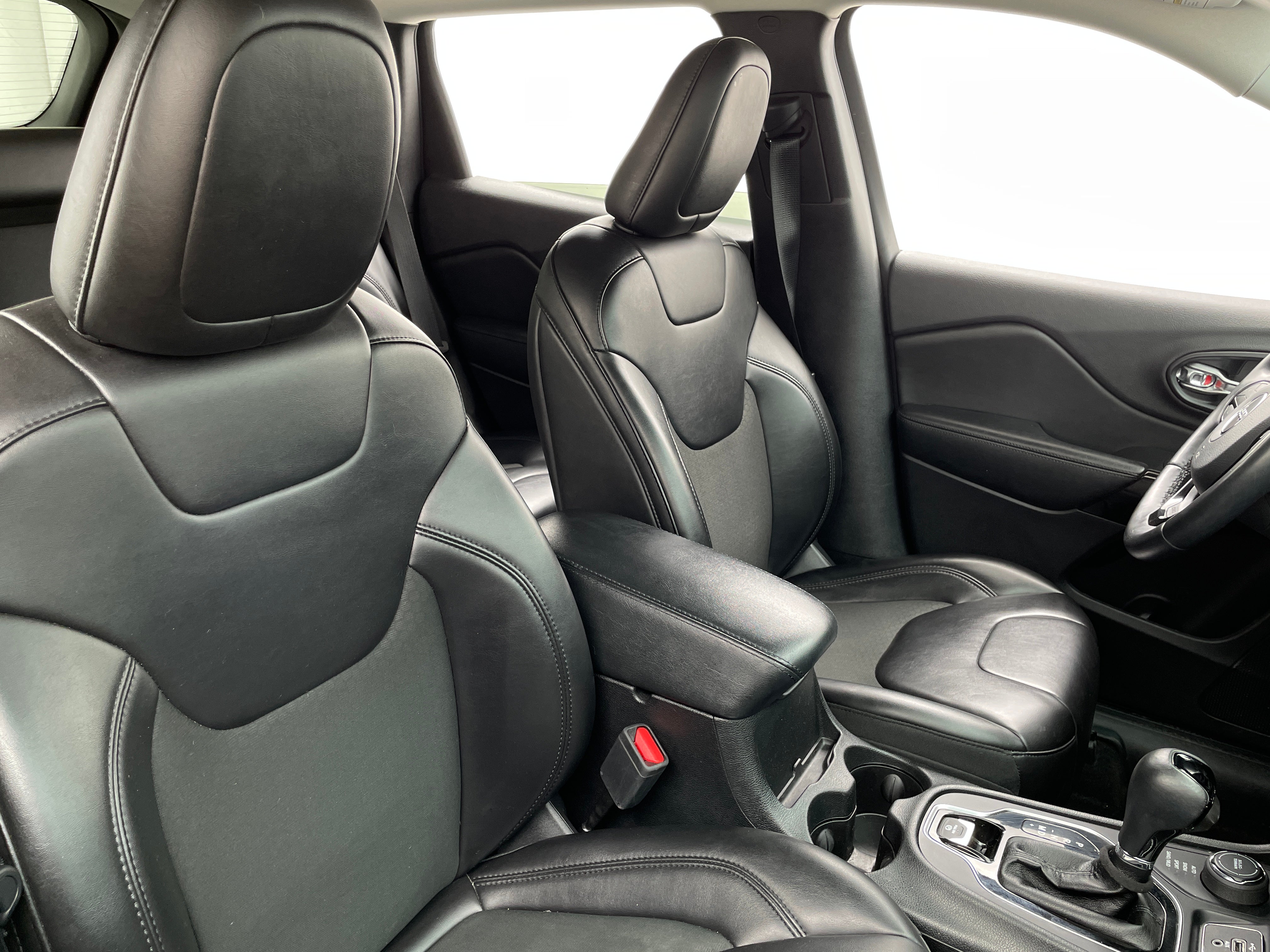 2019 Jeep Cherokee Latitude 2