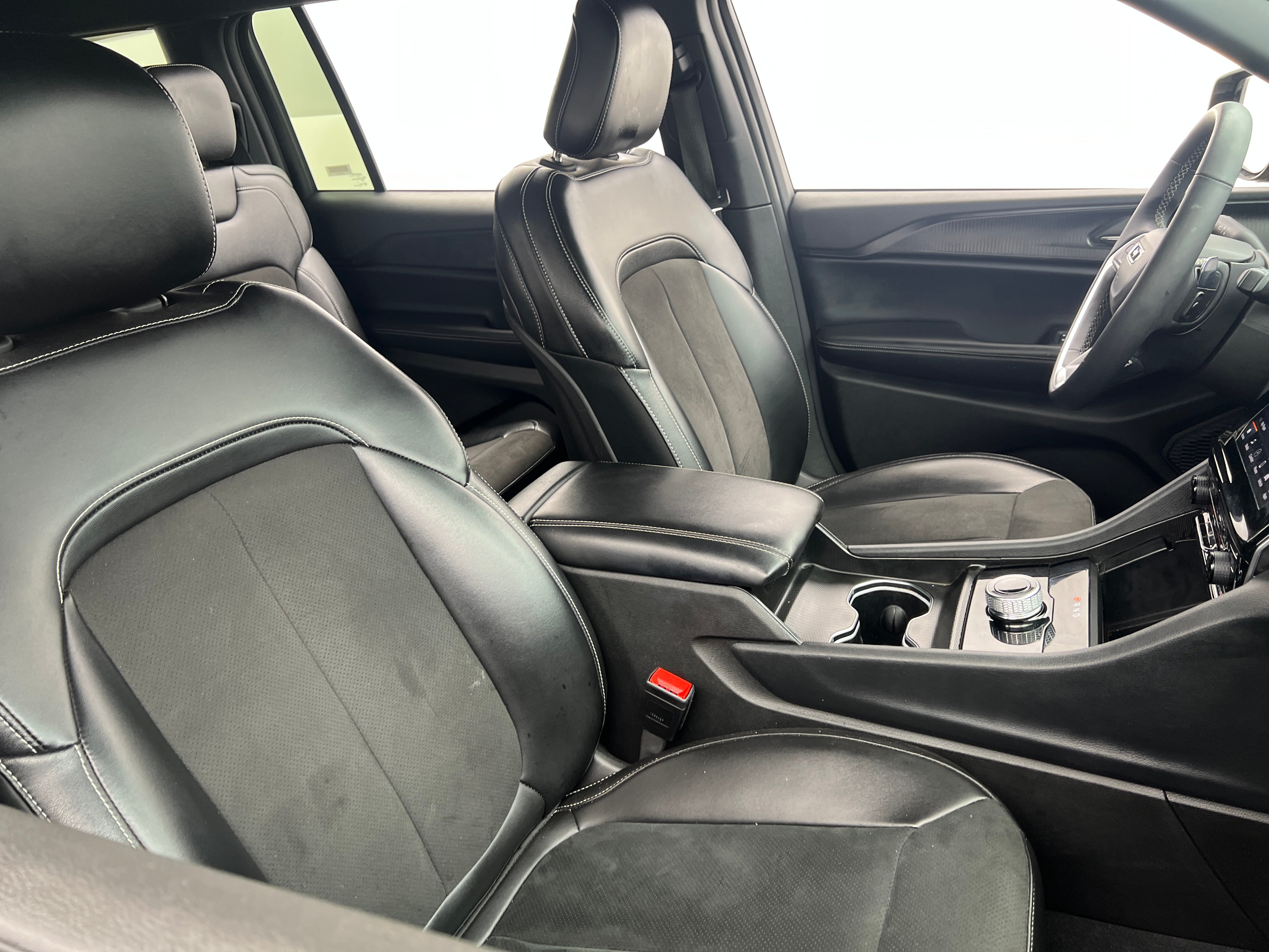 2024 Jeep Grand Cherokee L Altitude 2