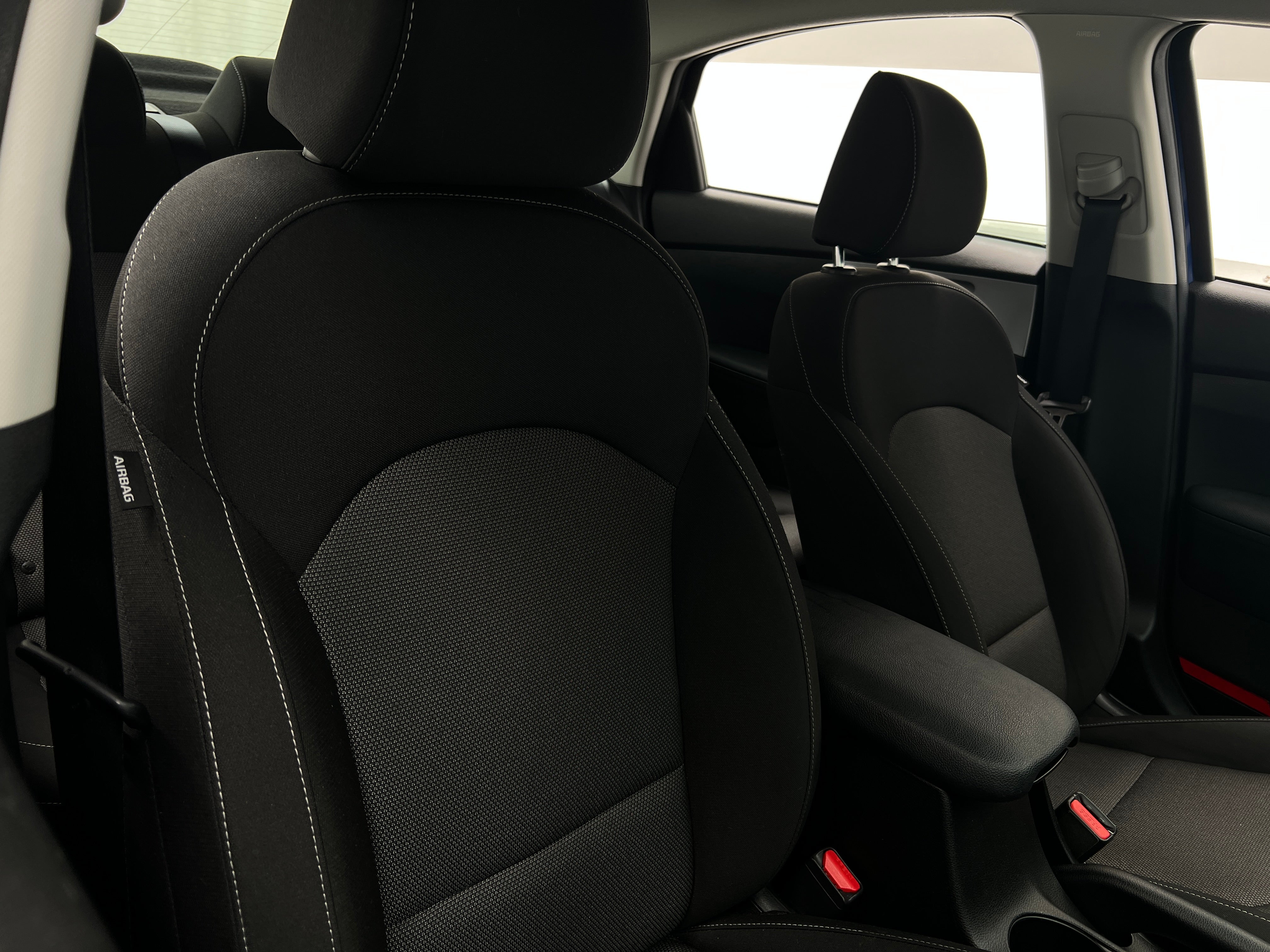 Thumbnail: 2023 Kia Forte - 2