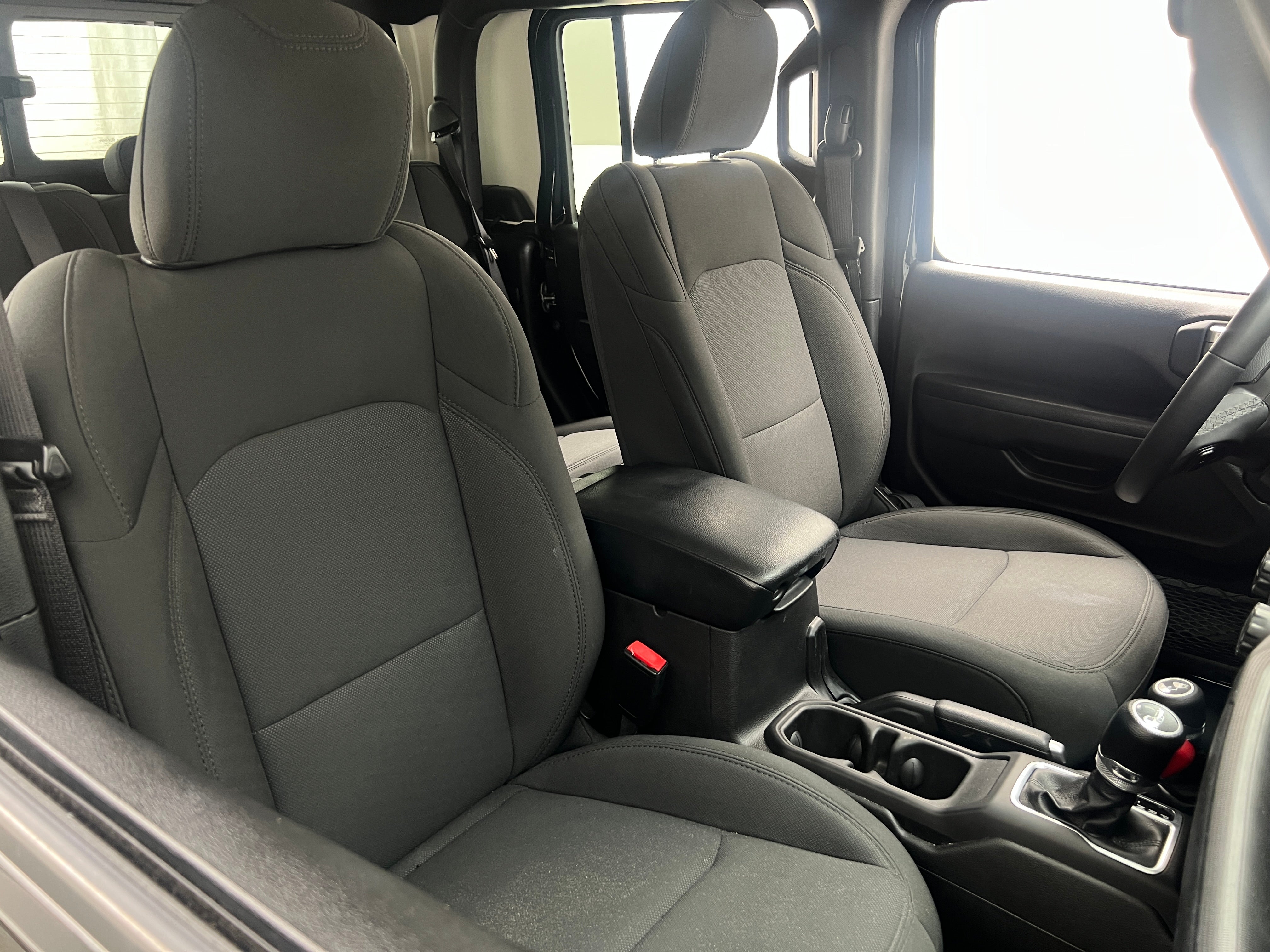 2023 Jeep Gladiator Sport S 2