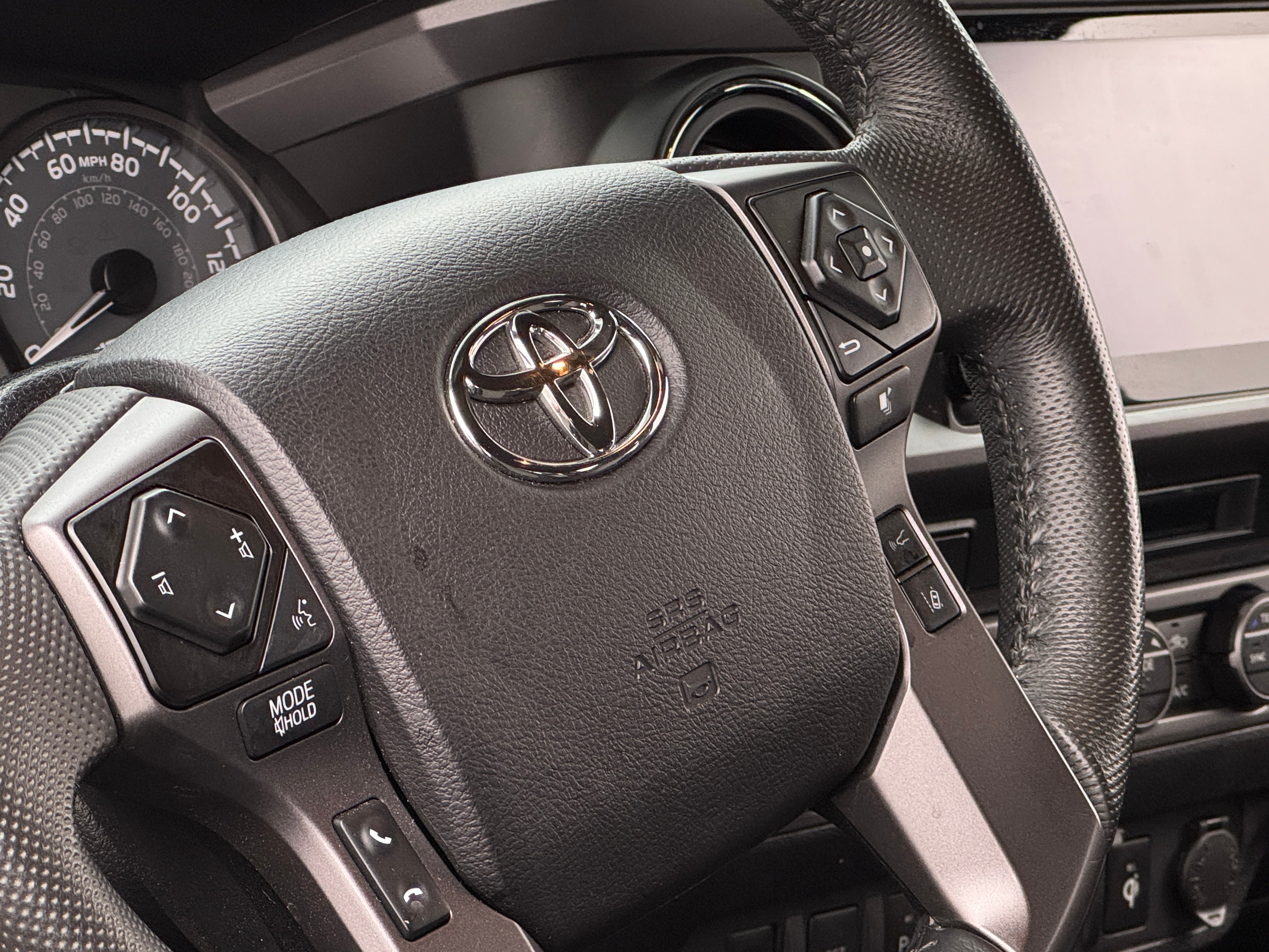 2022 Toyota Tacoma TRD Sport 5