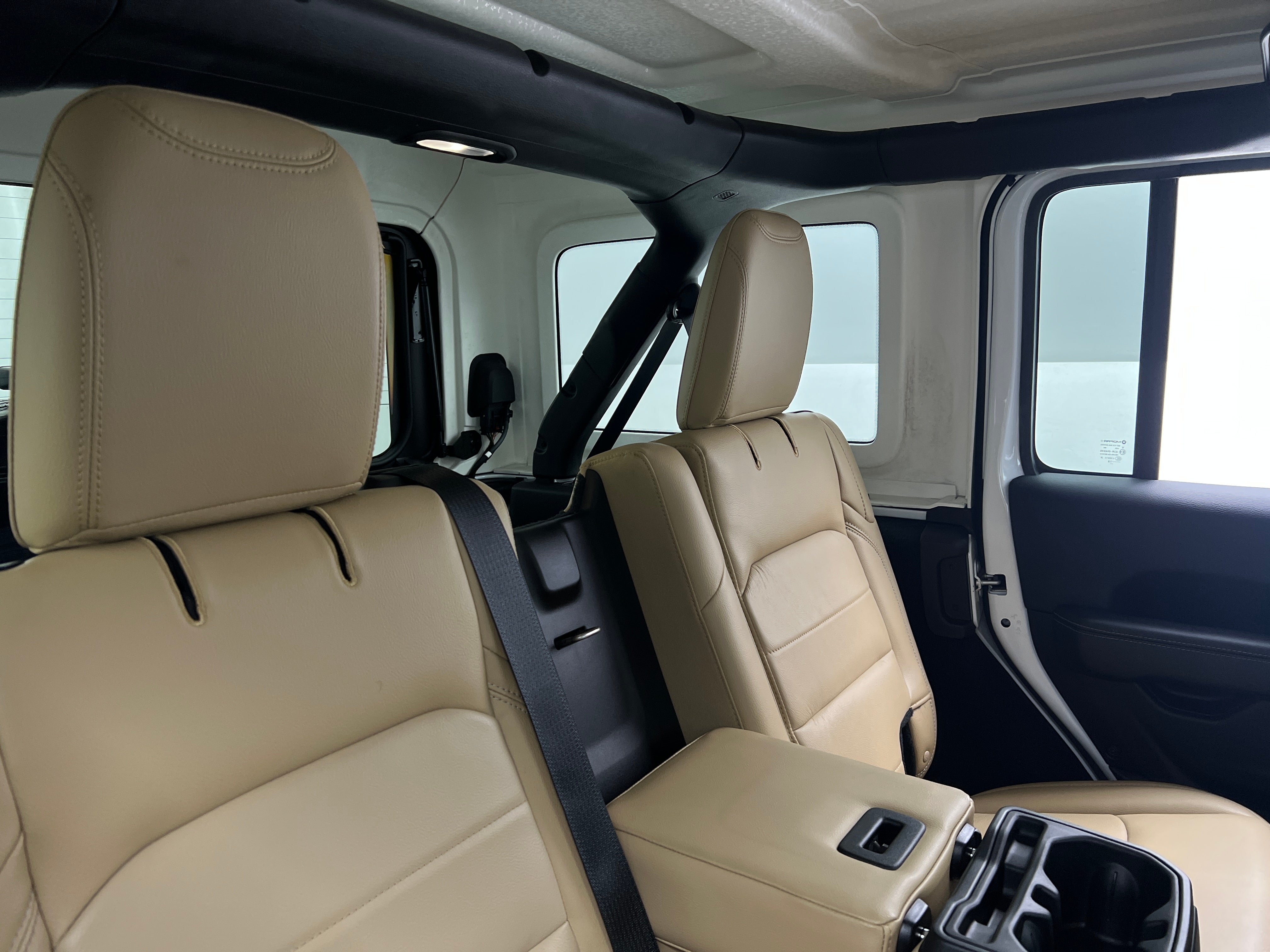 2018 Jeep Wrangler Unlimited Sahara 5