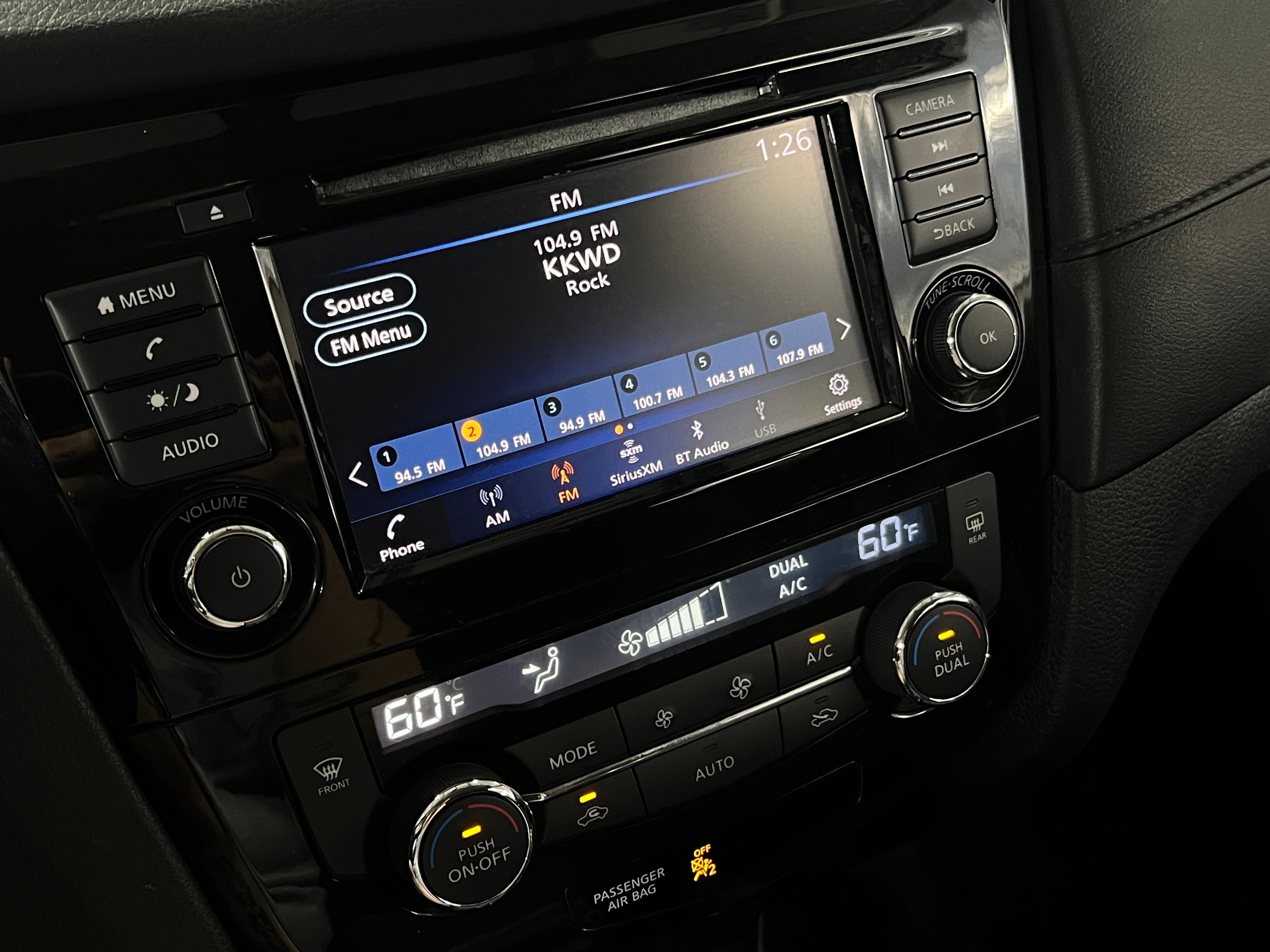 2018 Nissan Rogue SV 4