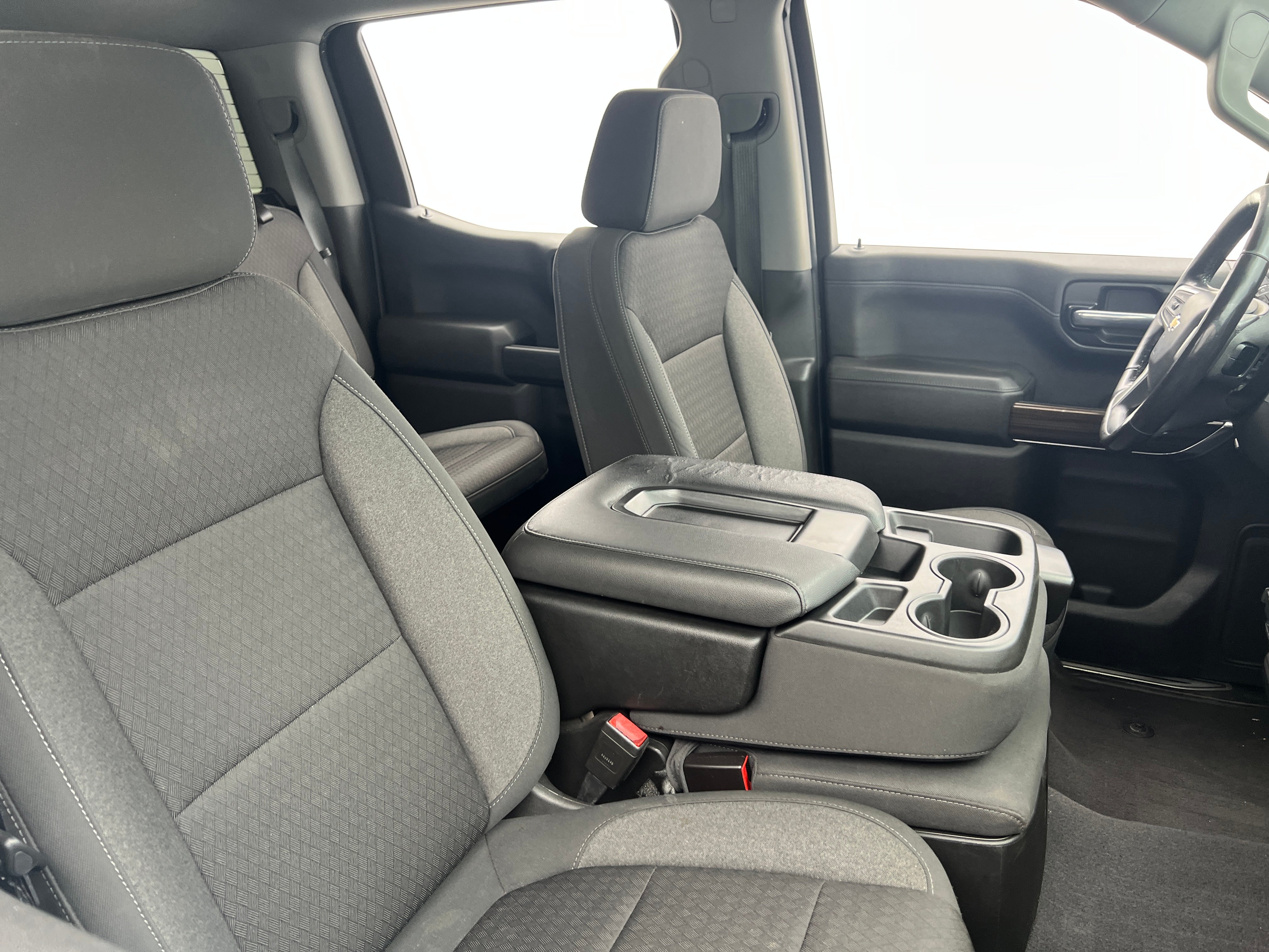 2021 Chevrolet Silverado 1500 LT 2