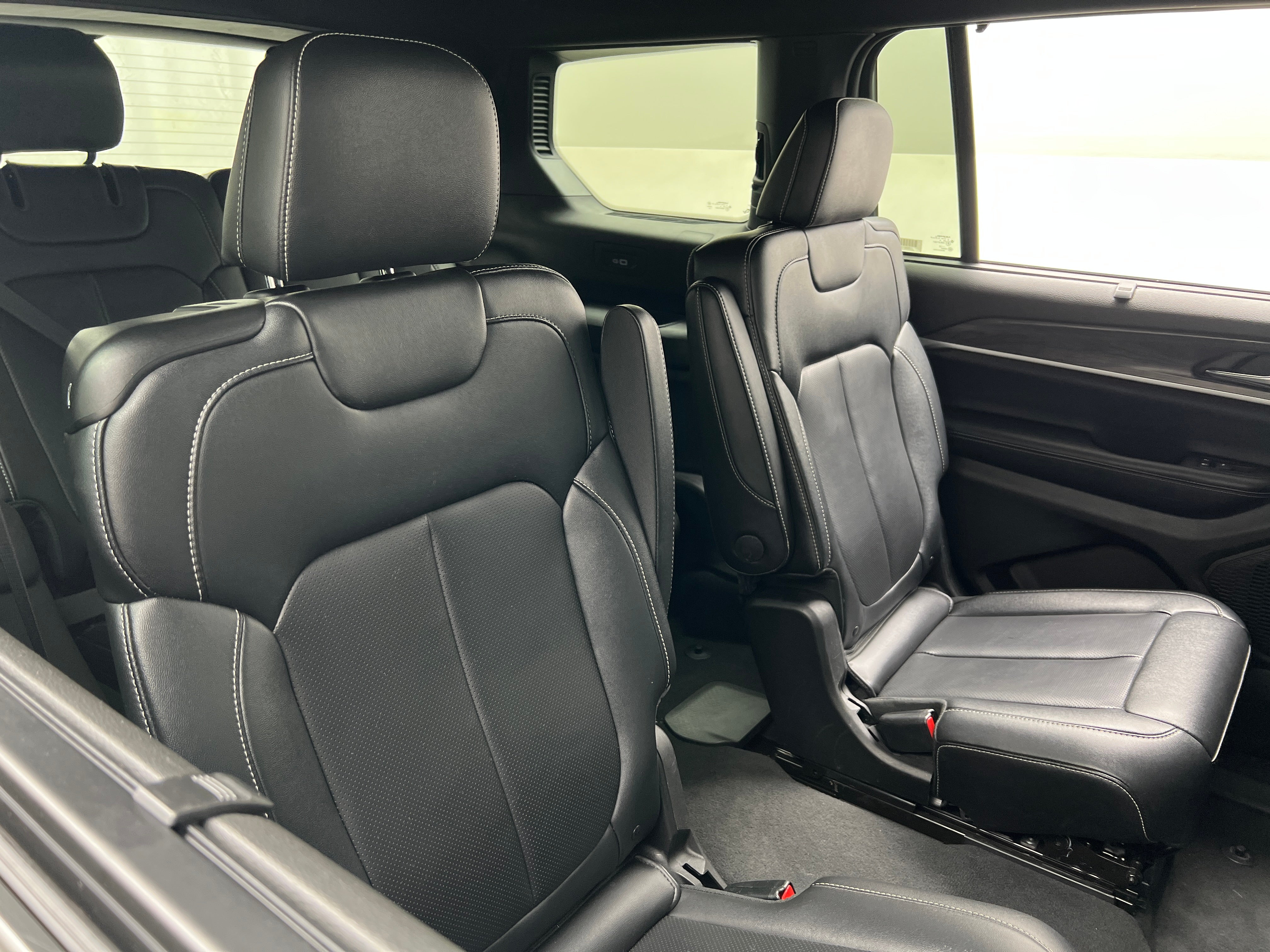 2024 Jeep Grand Cherokee L Limited Edition 6