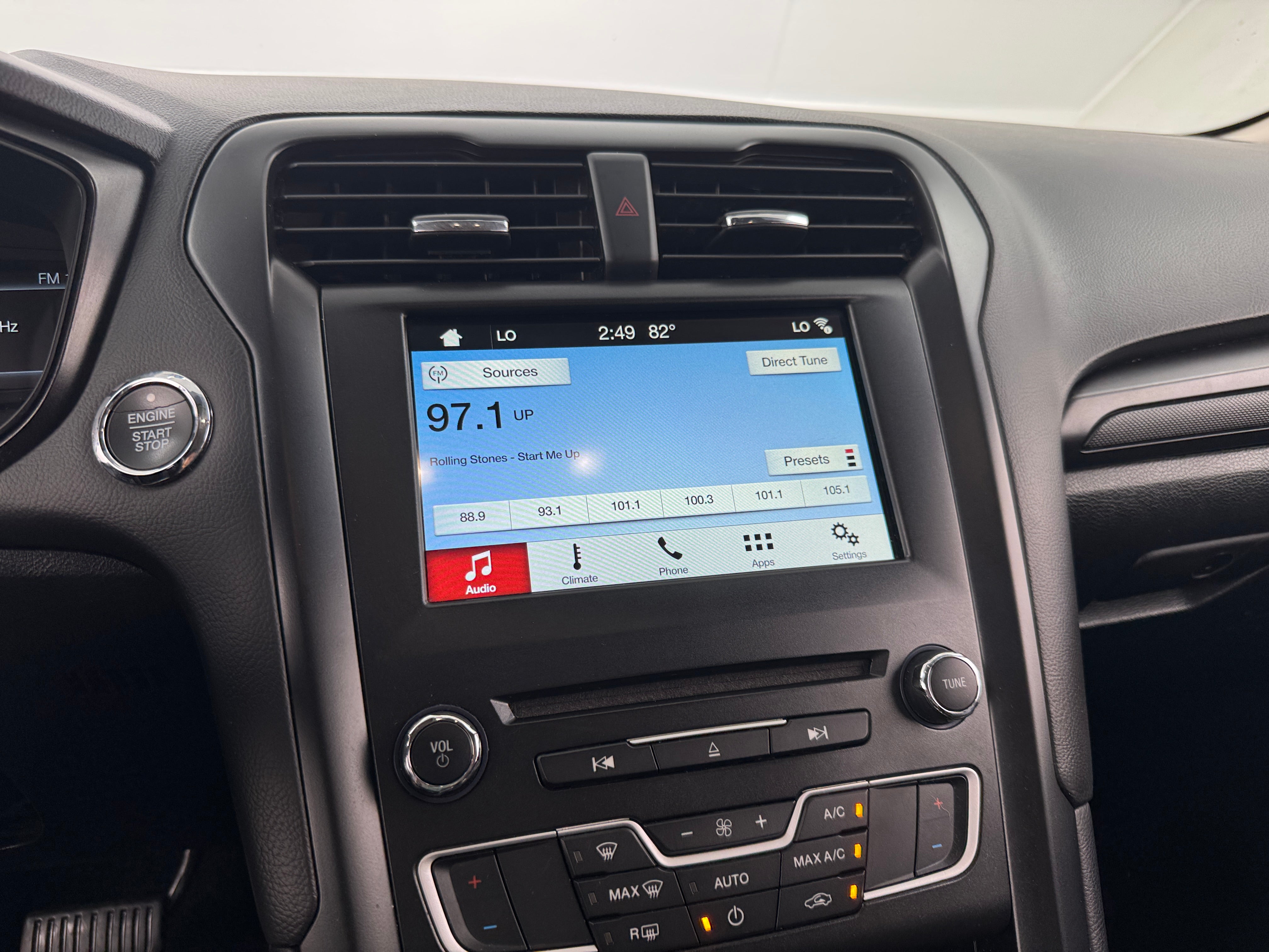 2018 Ford Fusion SE 4