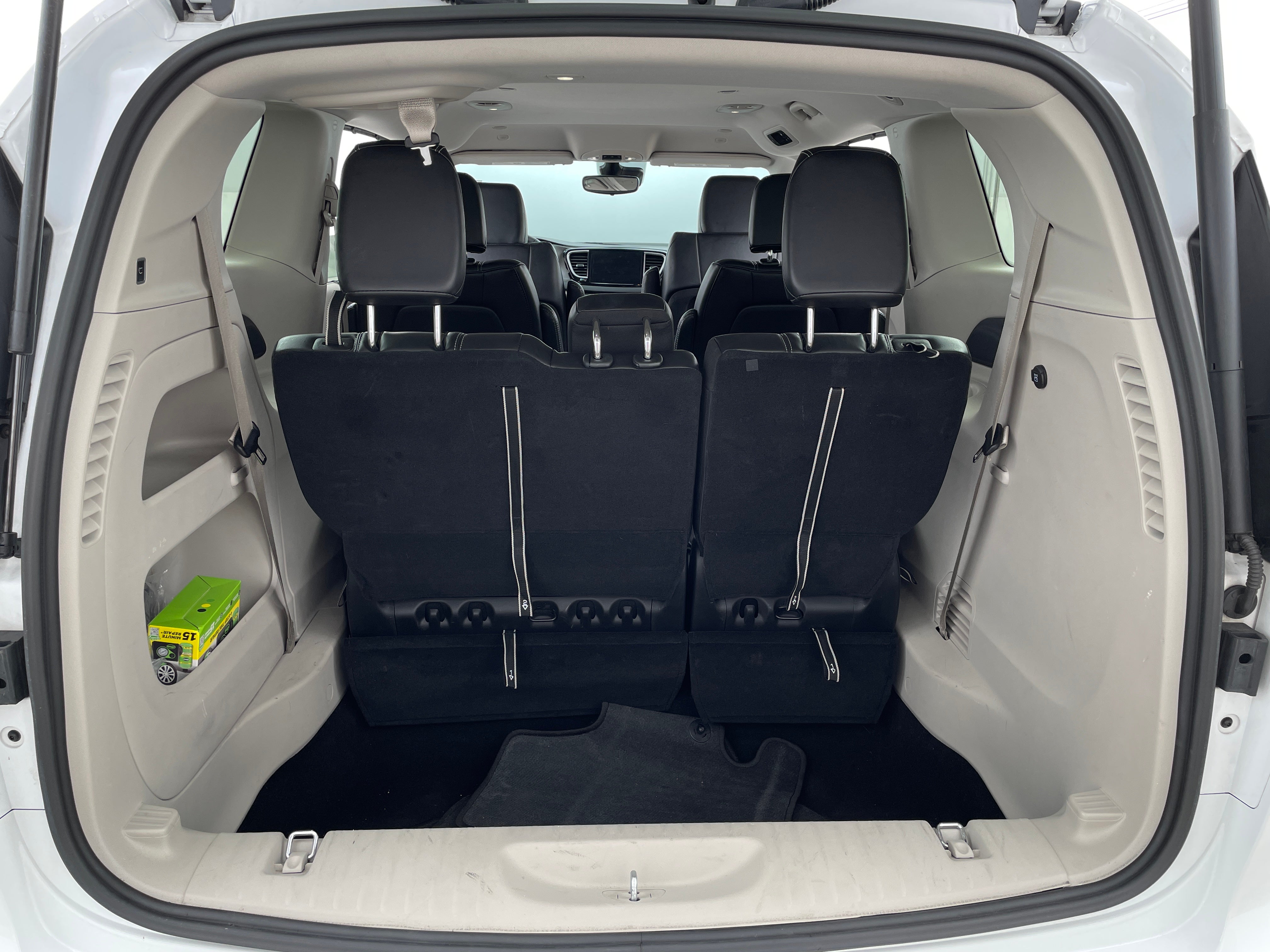 Thumbnail: 2024 Chrysler Pacifica - 6