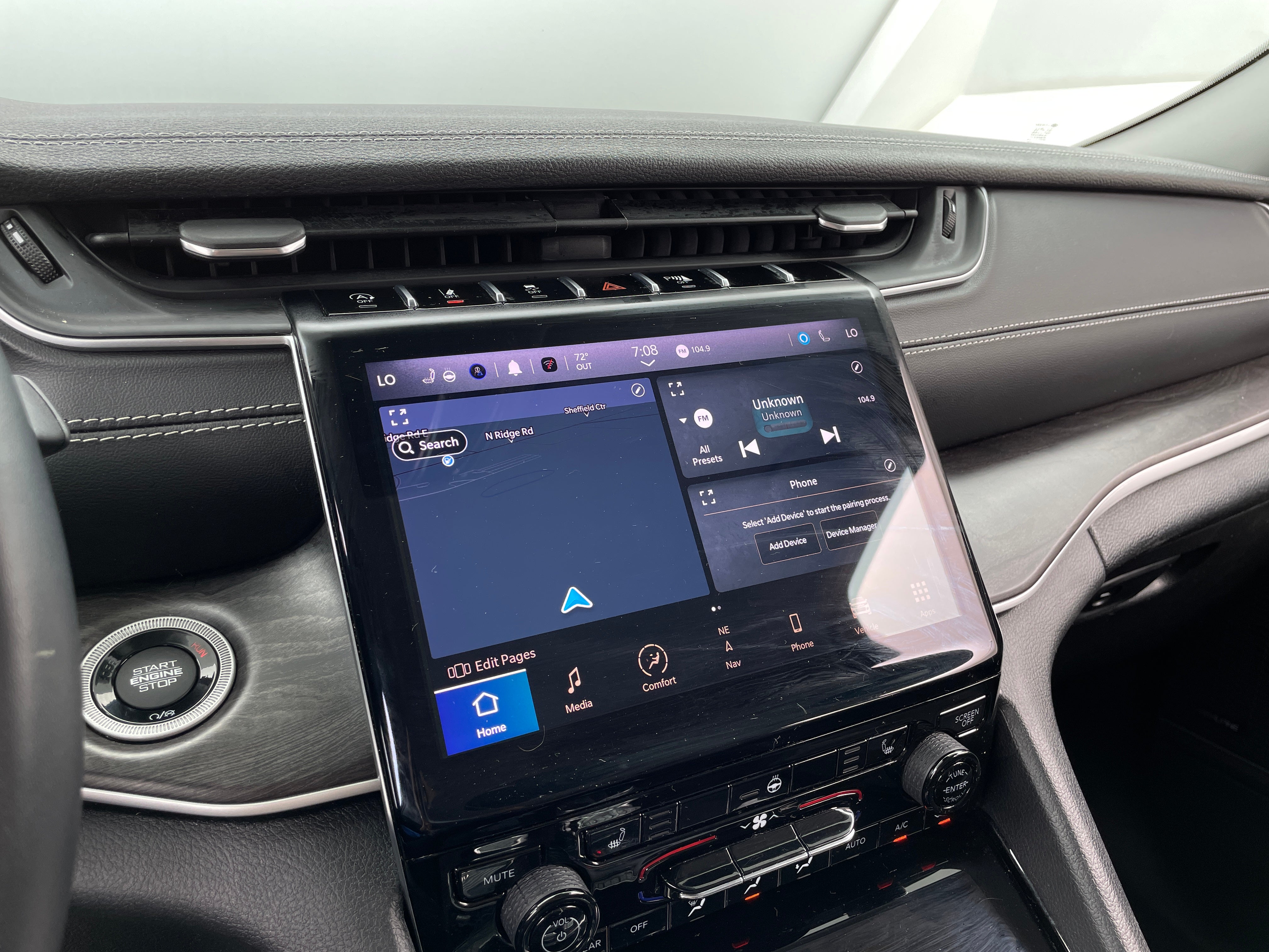 2022 Jeep Grand Cherokee L Limited Edition 3
