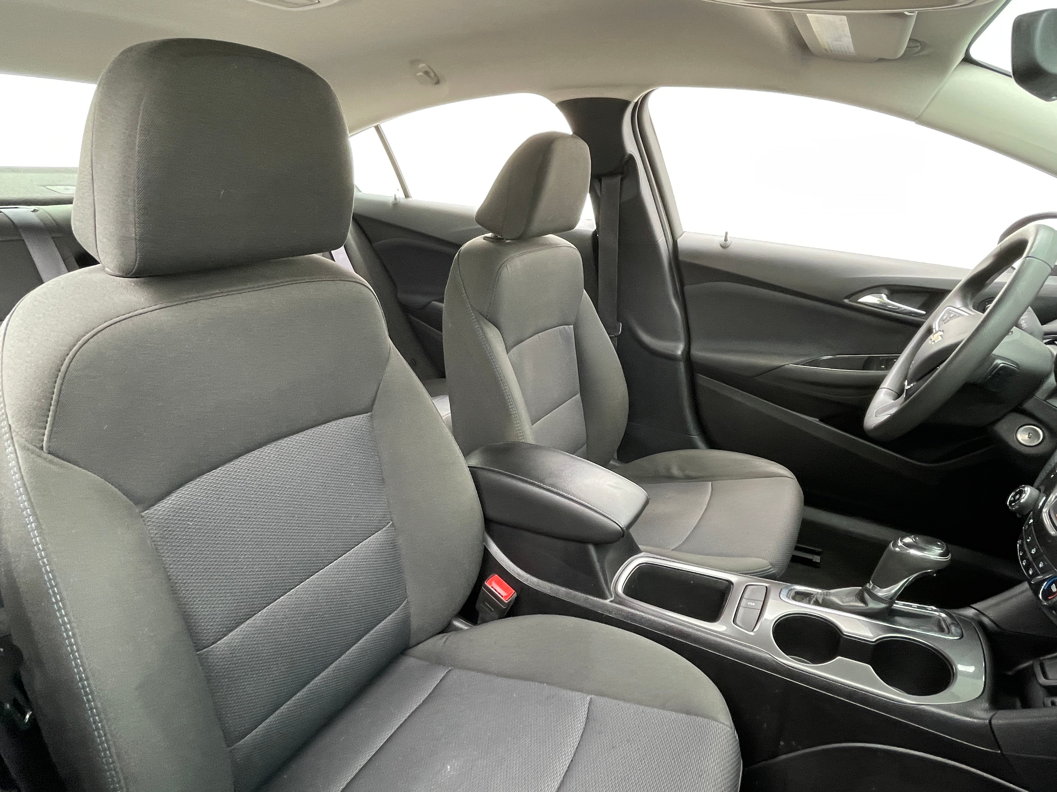 2017 Chevrolet Cruze LT 2