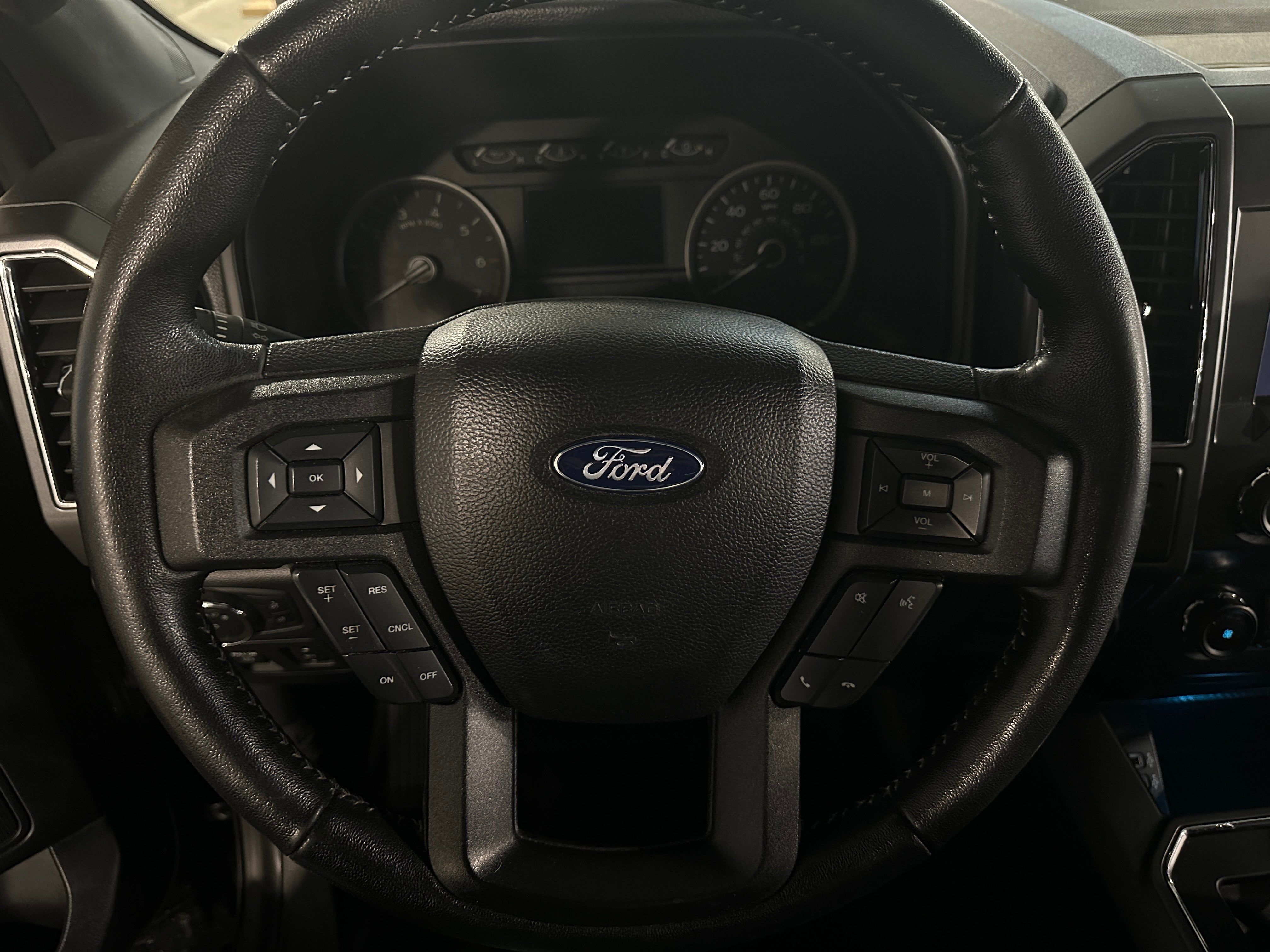 2020 Ford Econoline E-150 5