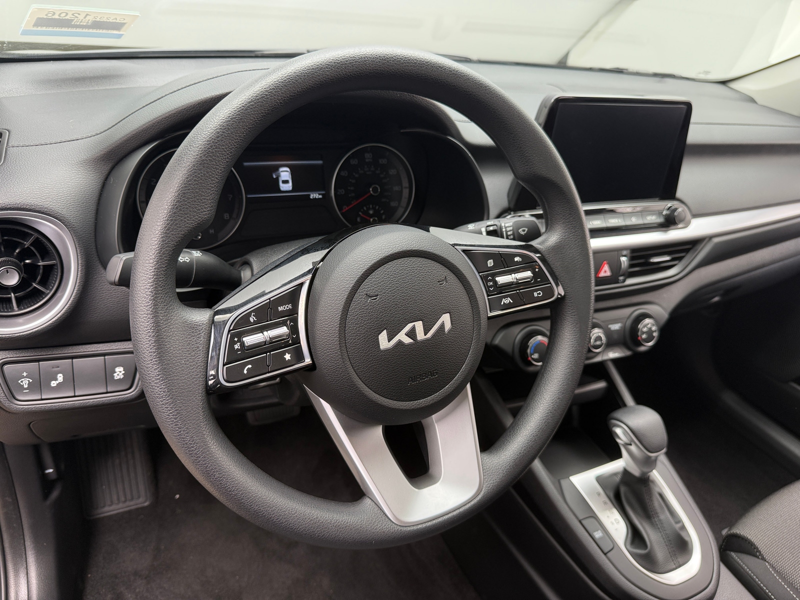 Thumbnail: 2023 Kia Forte - 5