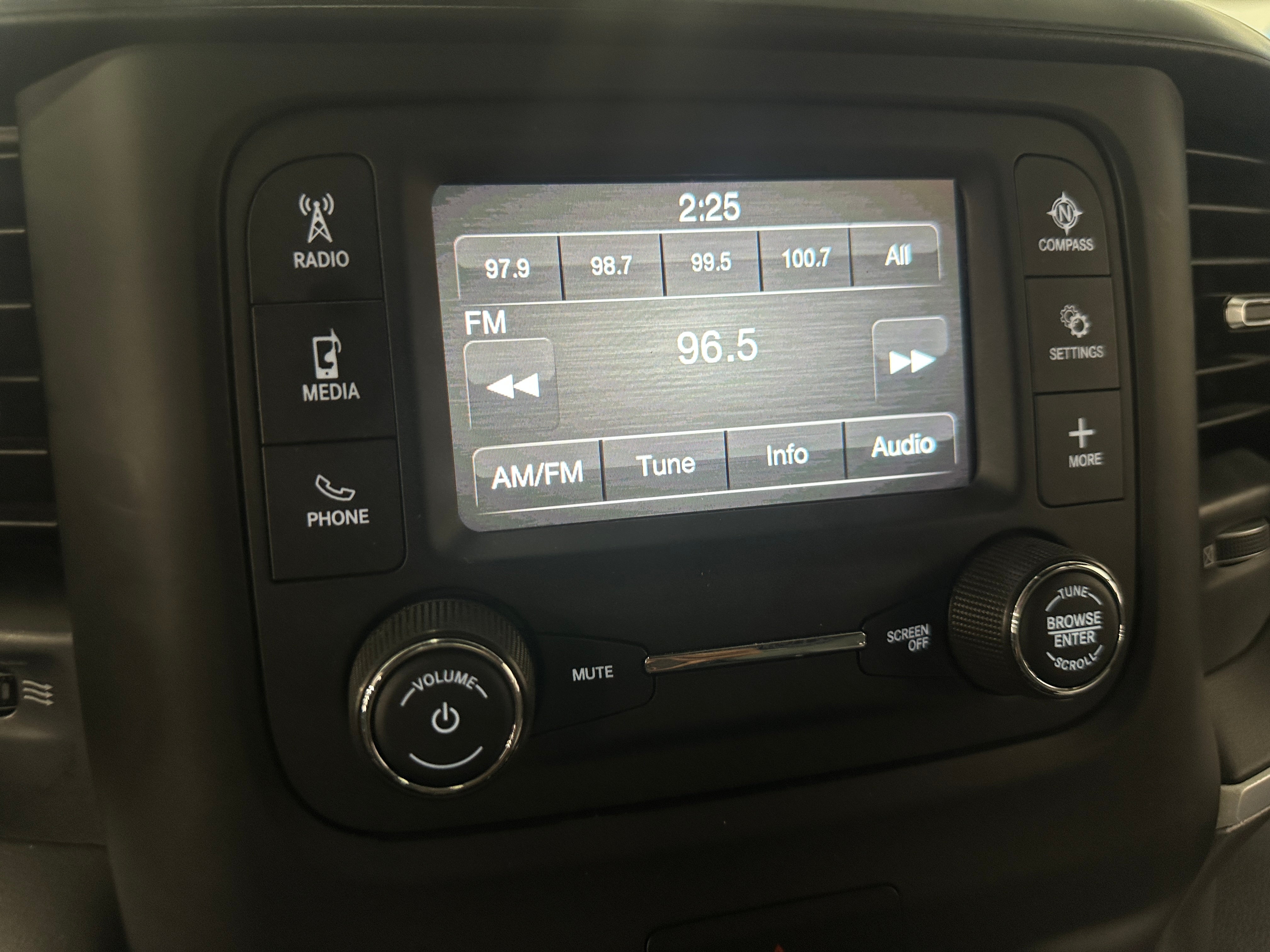 2023 RAM 1500 Big Horn 4