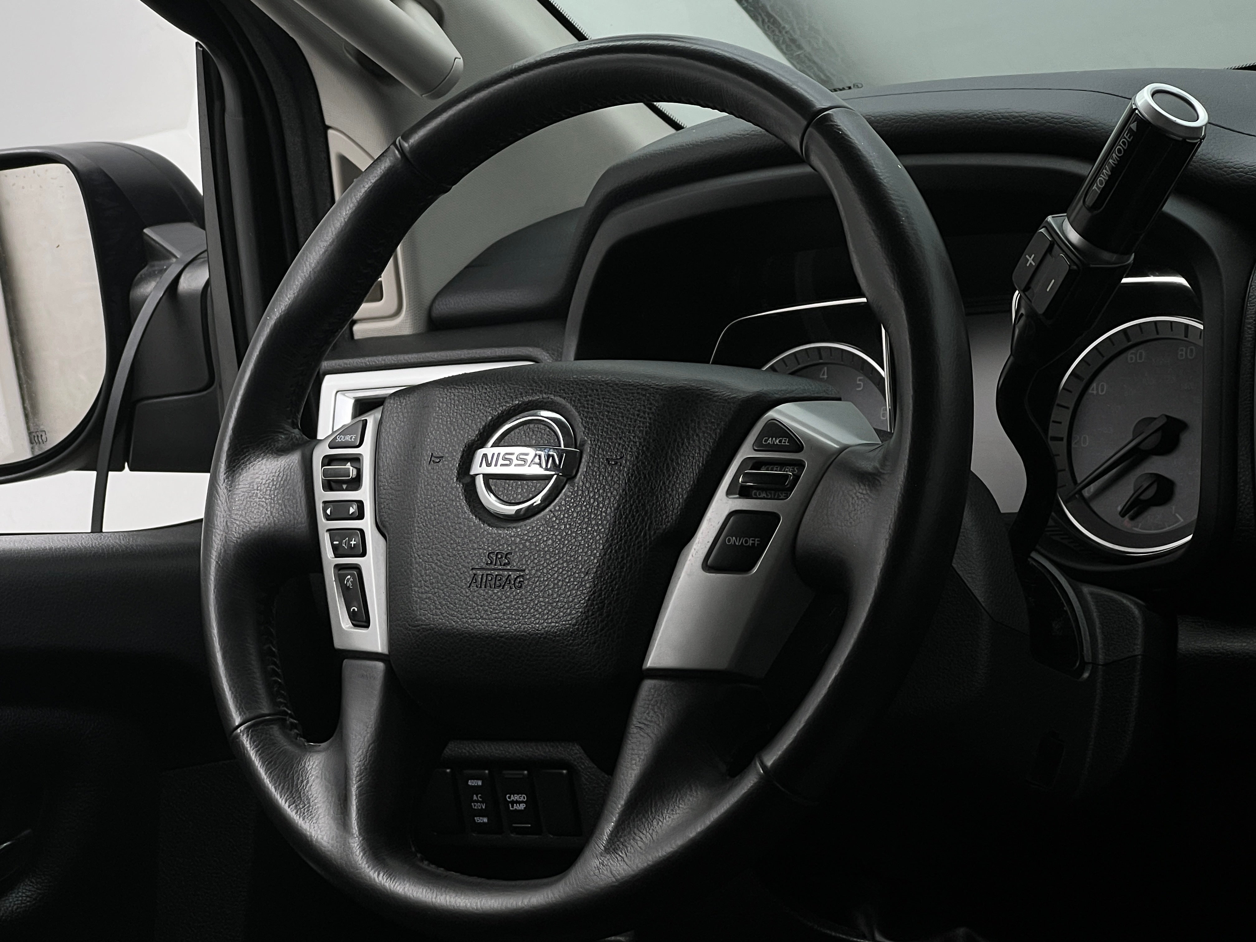 2018 Nissan Titan SV 5