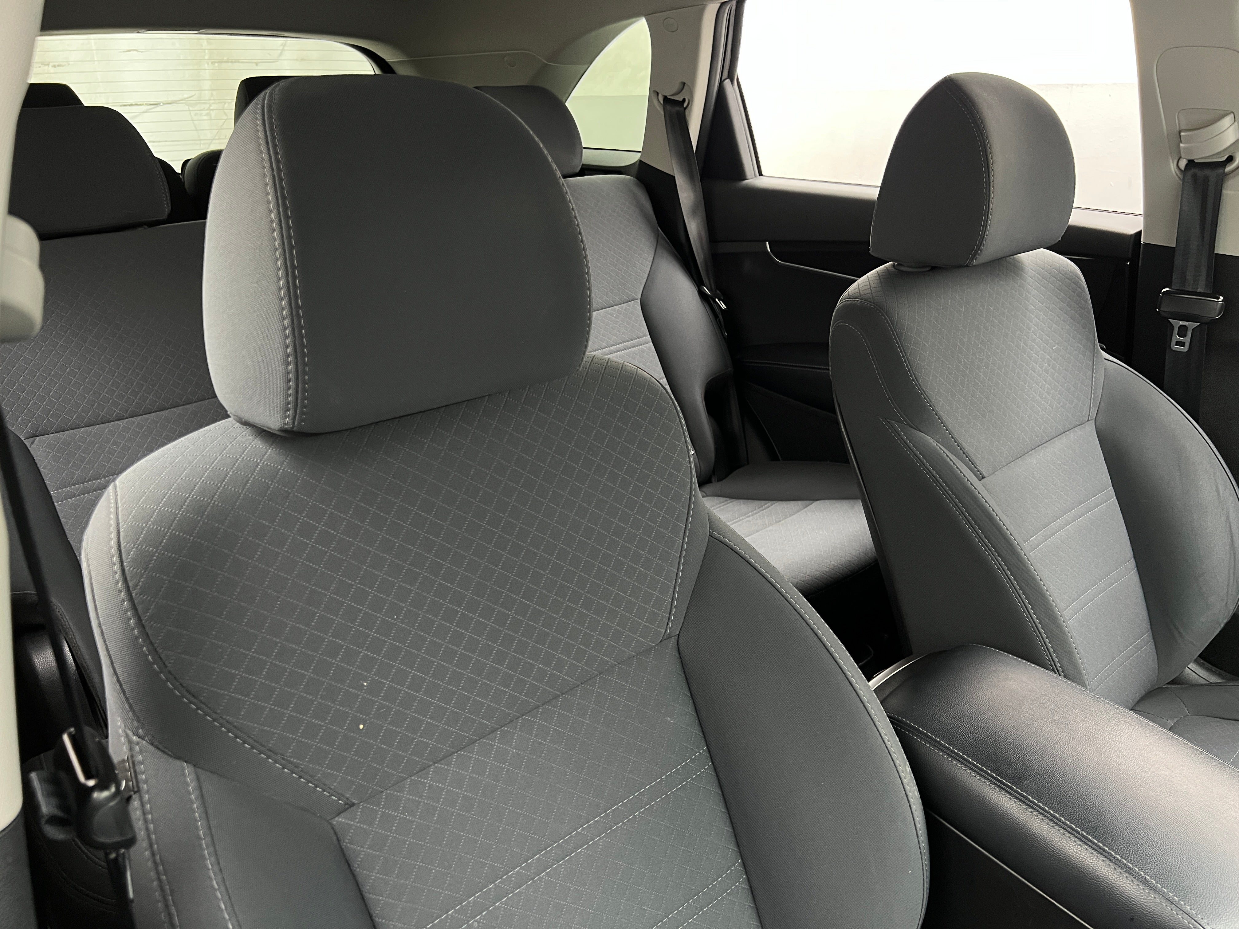 2019 Kia Sorento LX 2