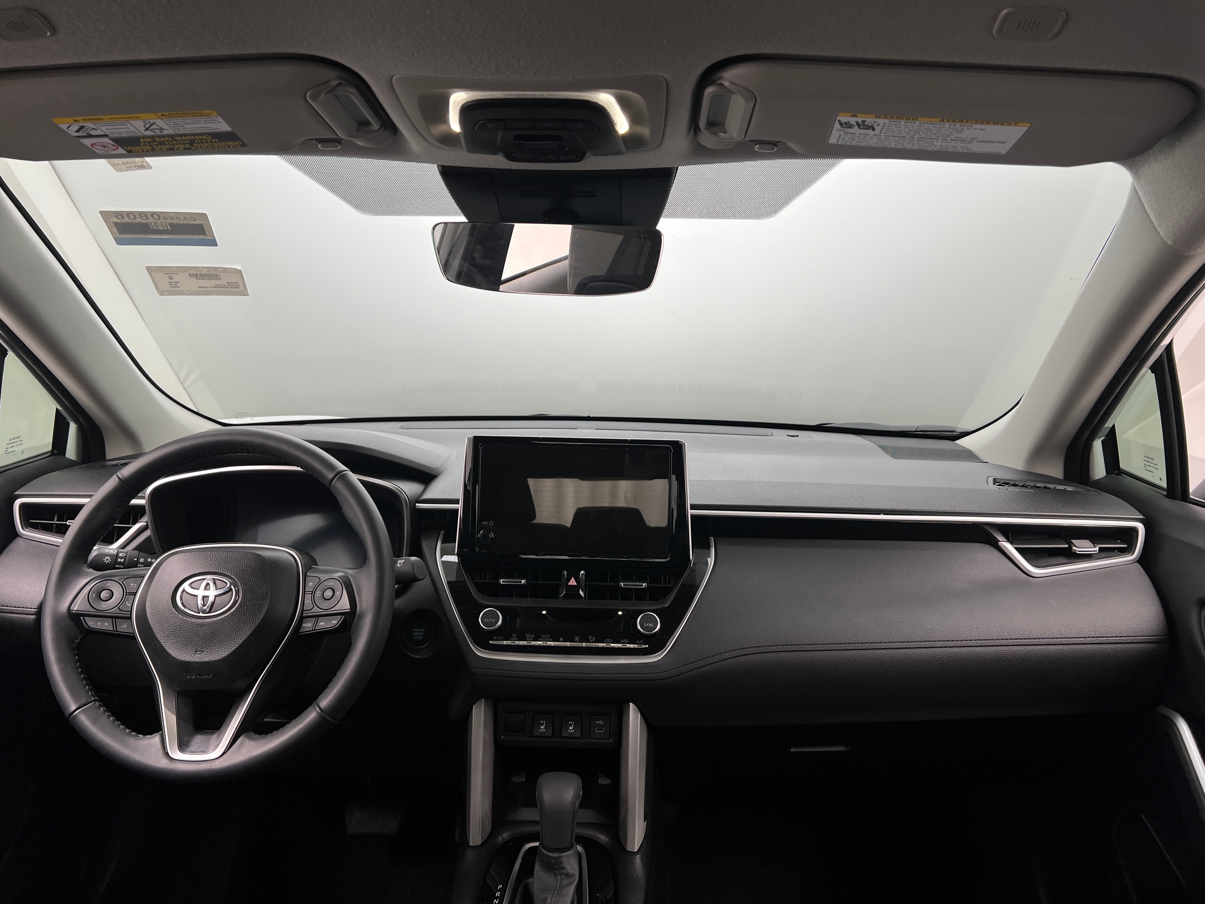 2024 Toyota Corolla Cross XLE 3