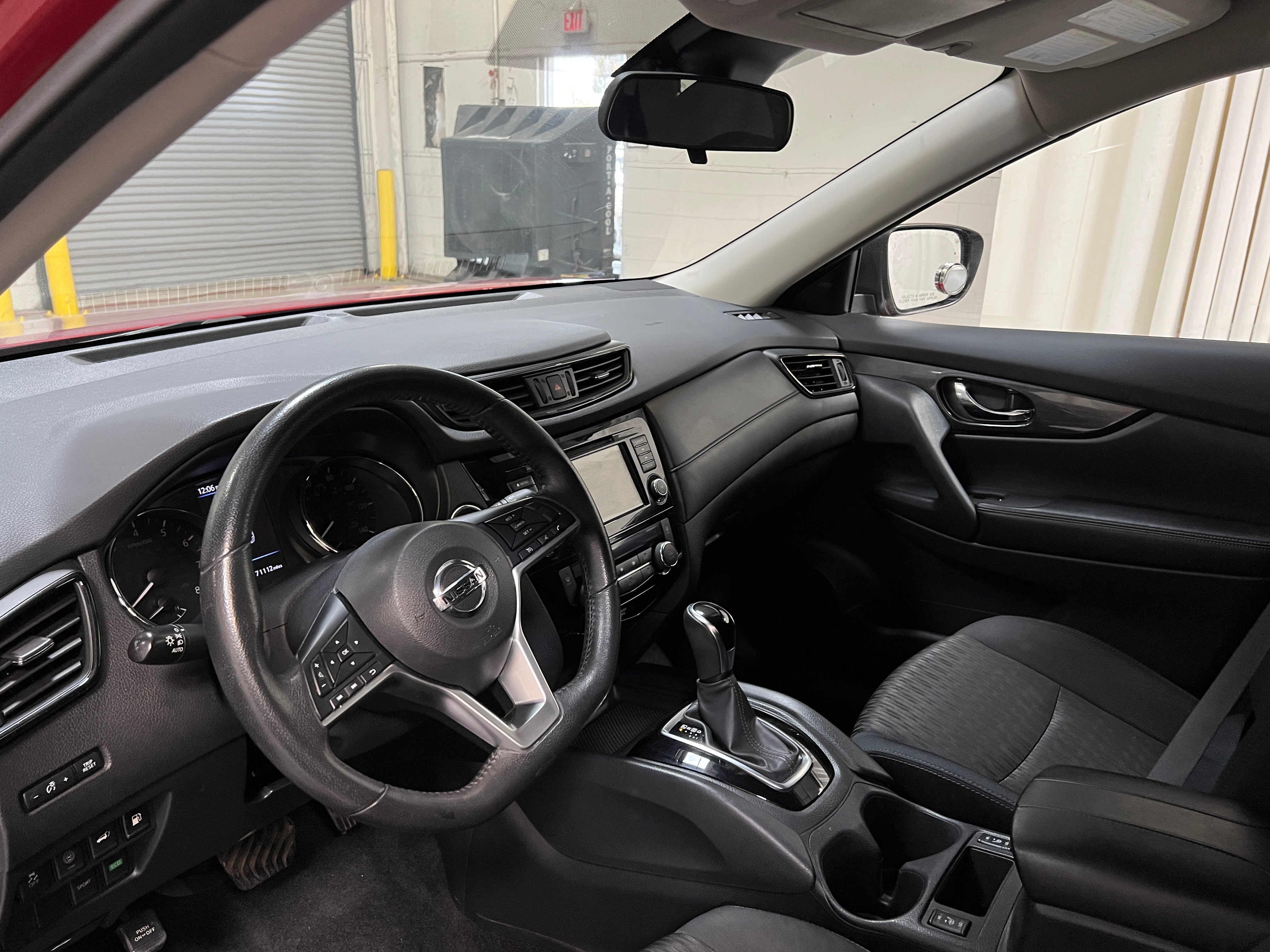 2019 Nissan Rogue SV 3