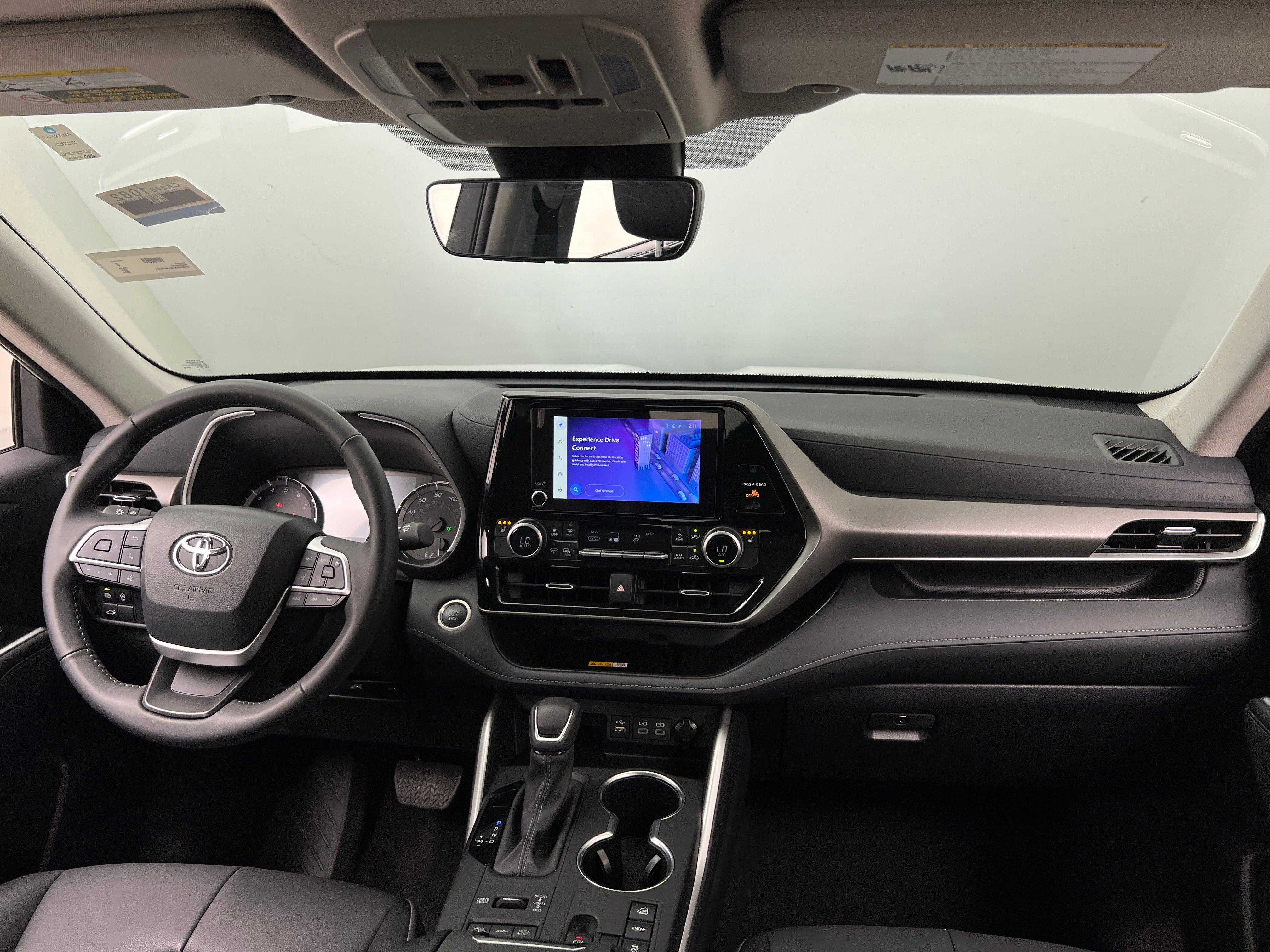 Thumbnail: 2024 Toyota Highlander - 2