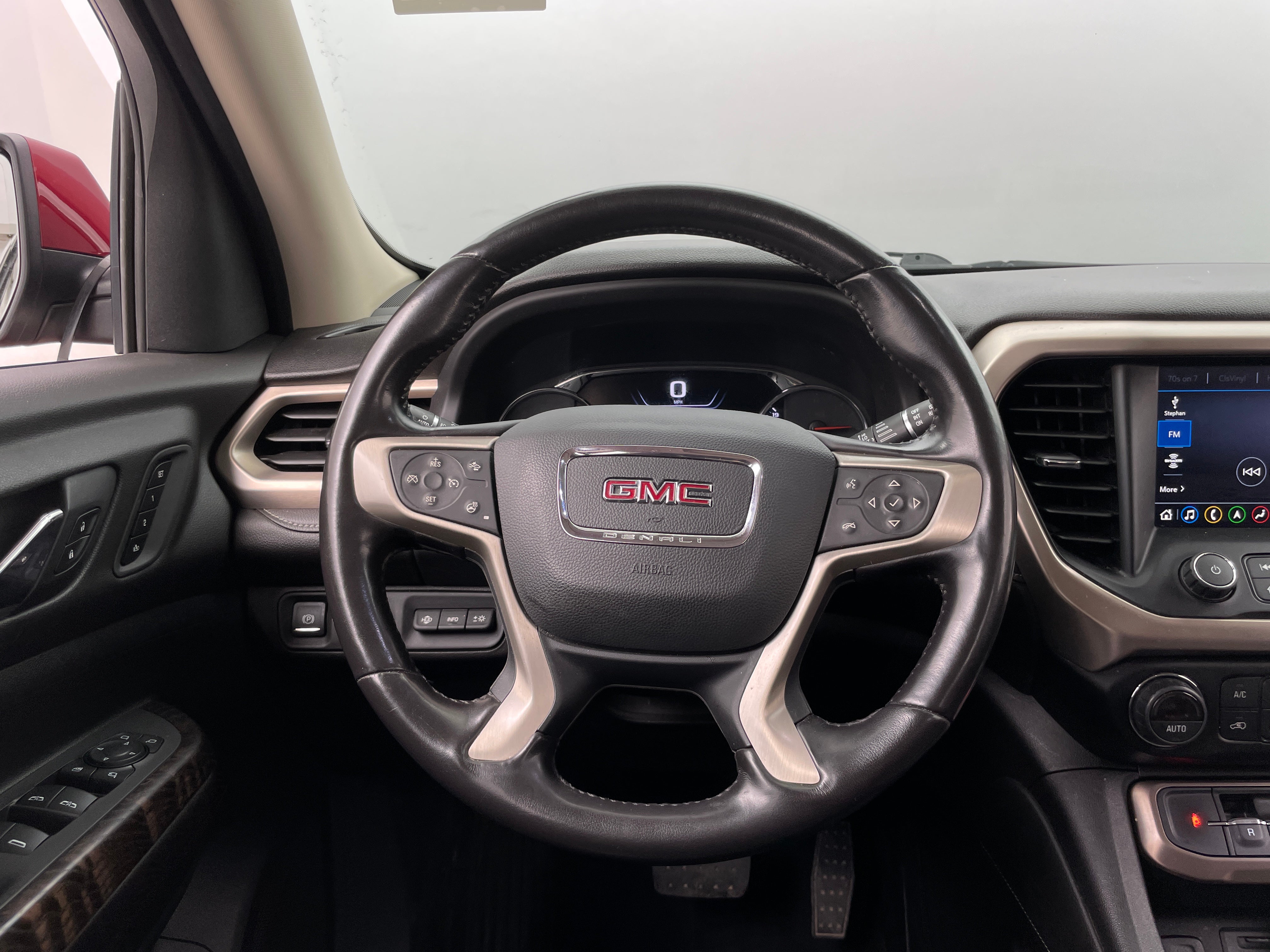 2020 GMC Acadia Denali 4