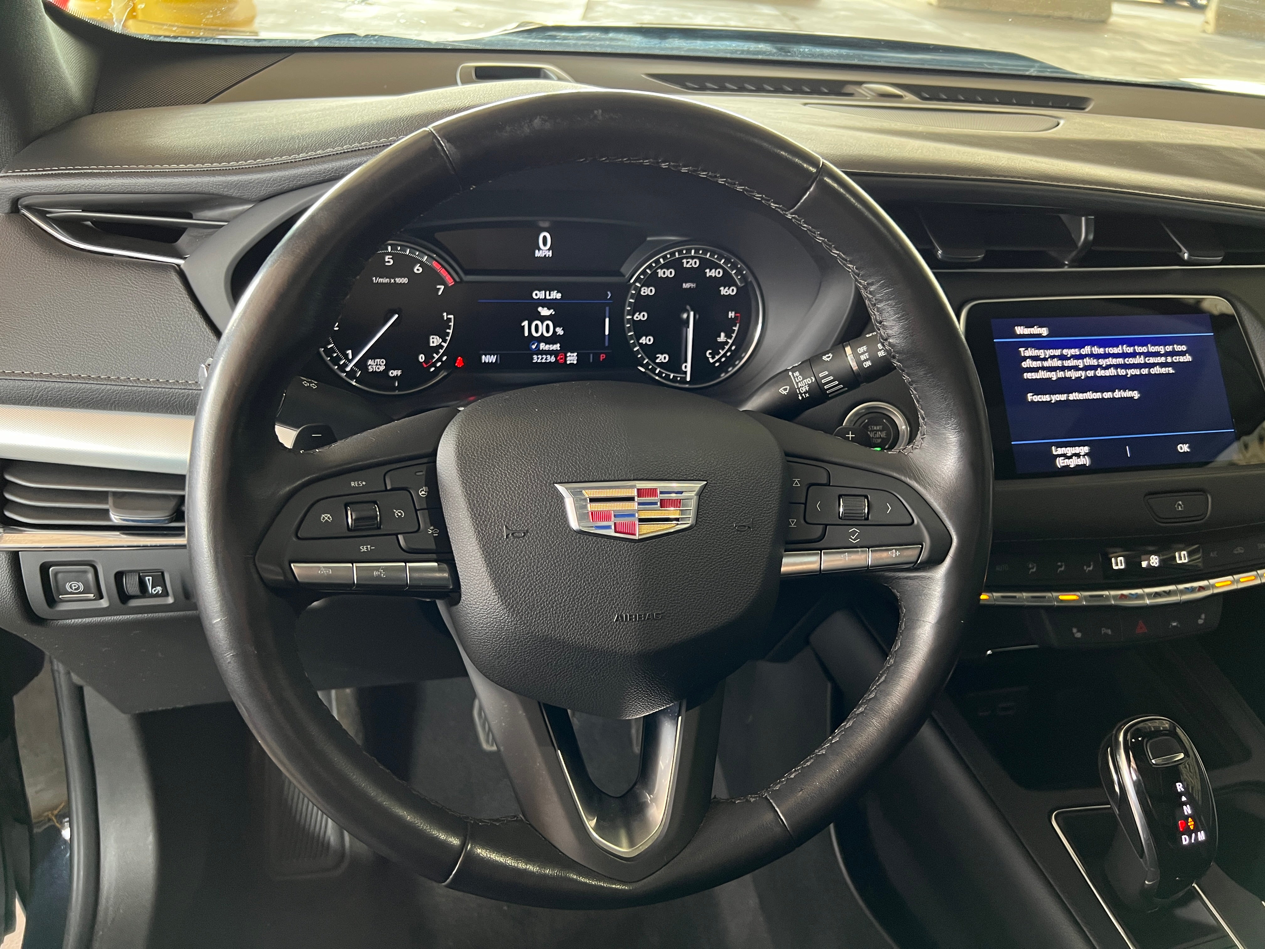2023 Cadillac XT4 Premium Luxury 4