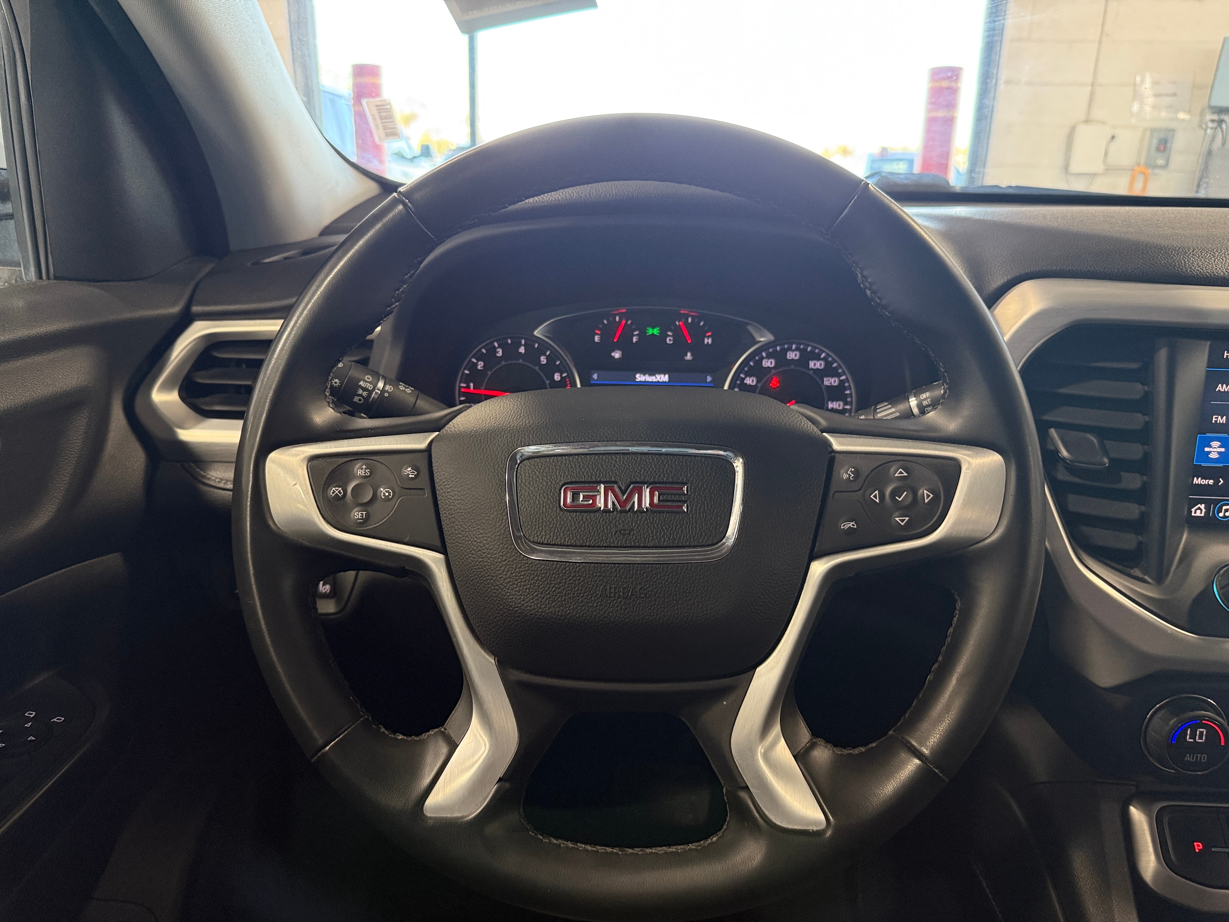 2023 GMC Acadia SLT 4