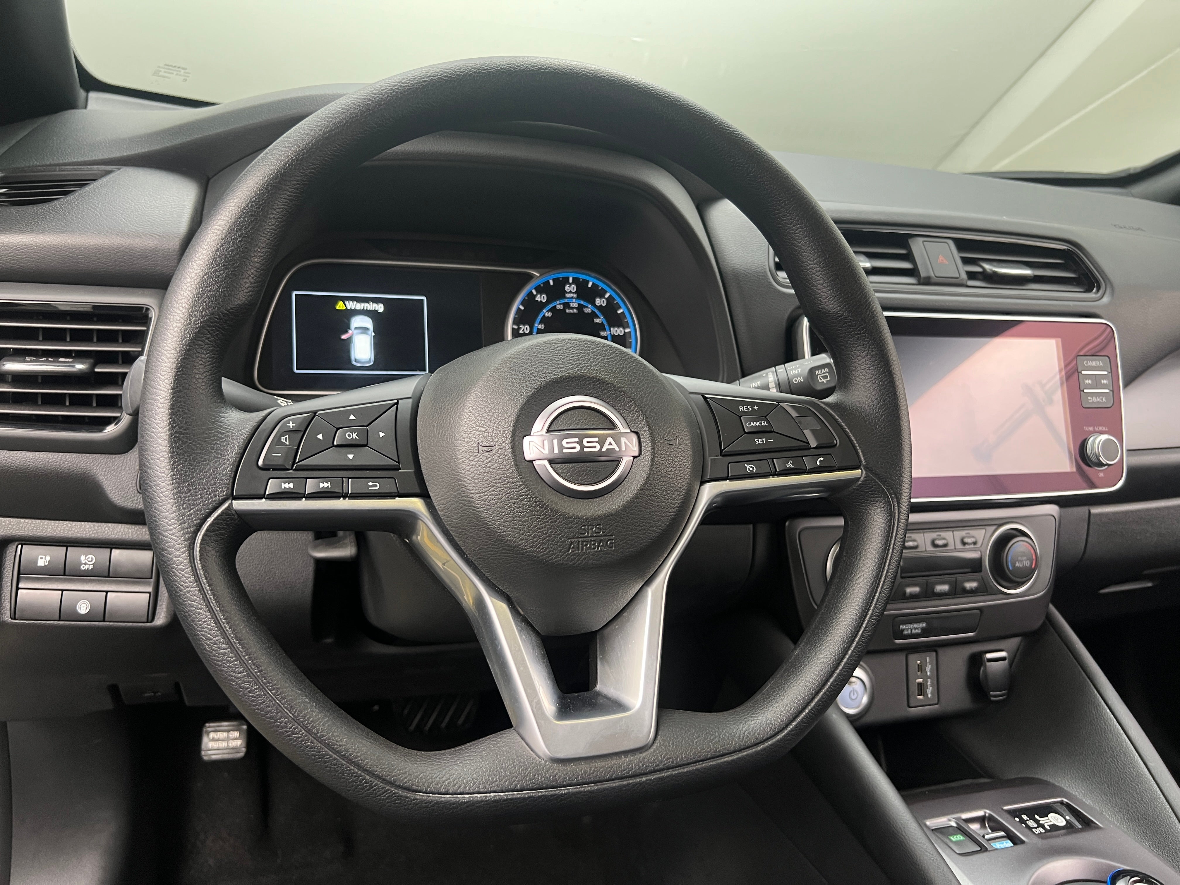 2023 Nissan Leaf S 5