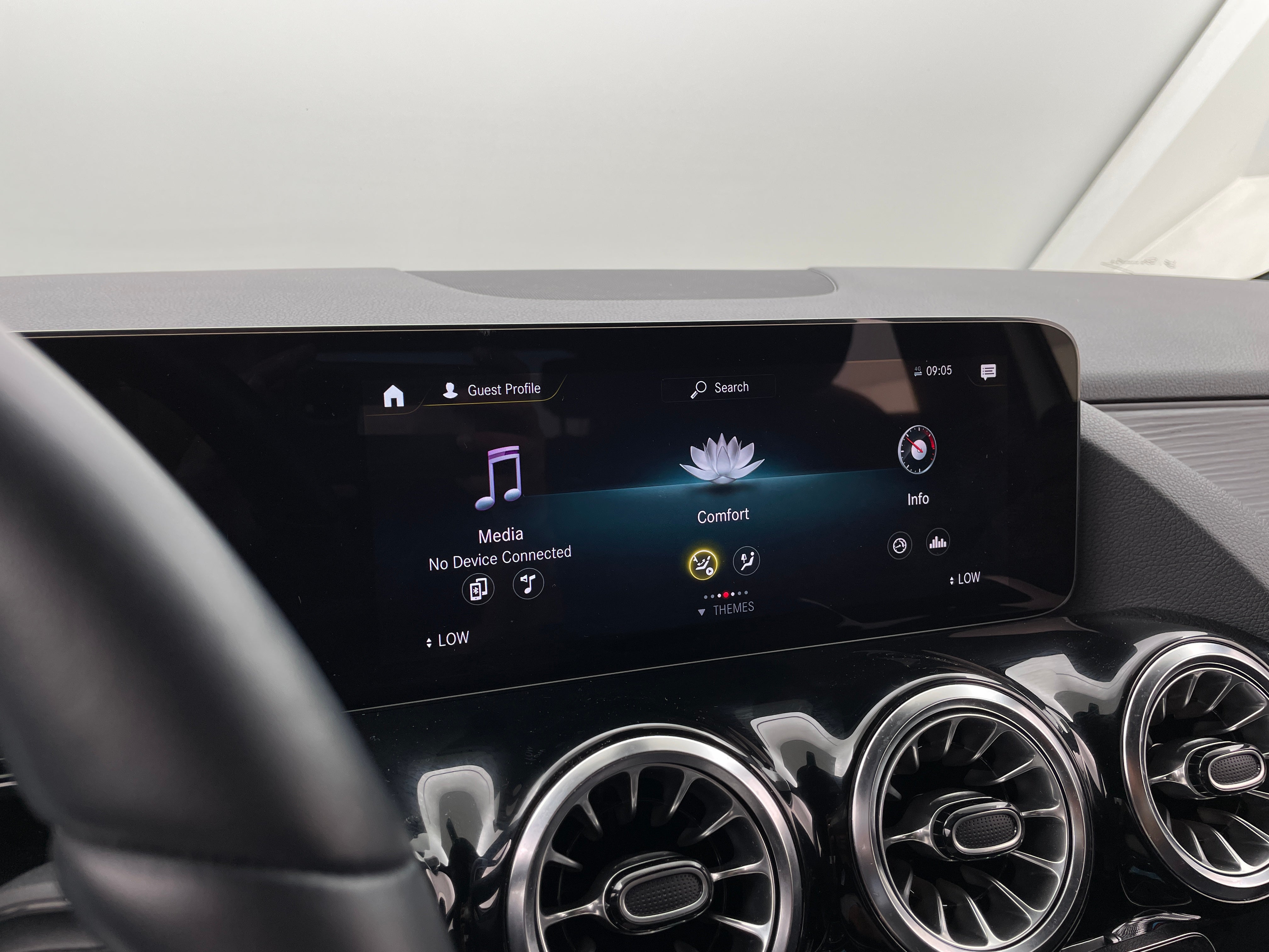 2023 Mercedes-Benz GLA 250 4MATIC 3