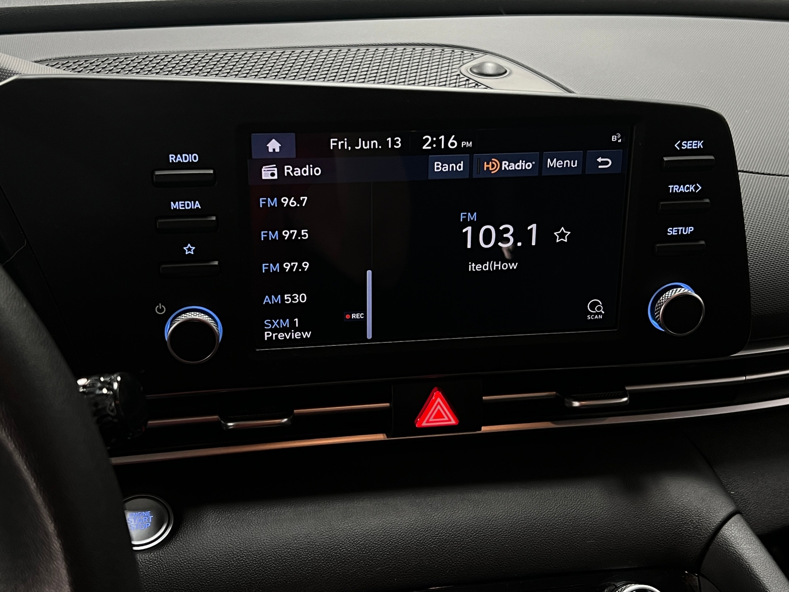 Thumbnail: 2023 Hyundai Elantra - 4