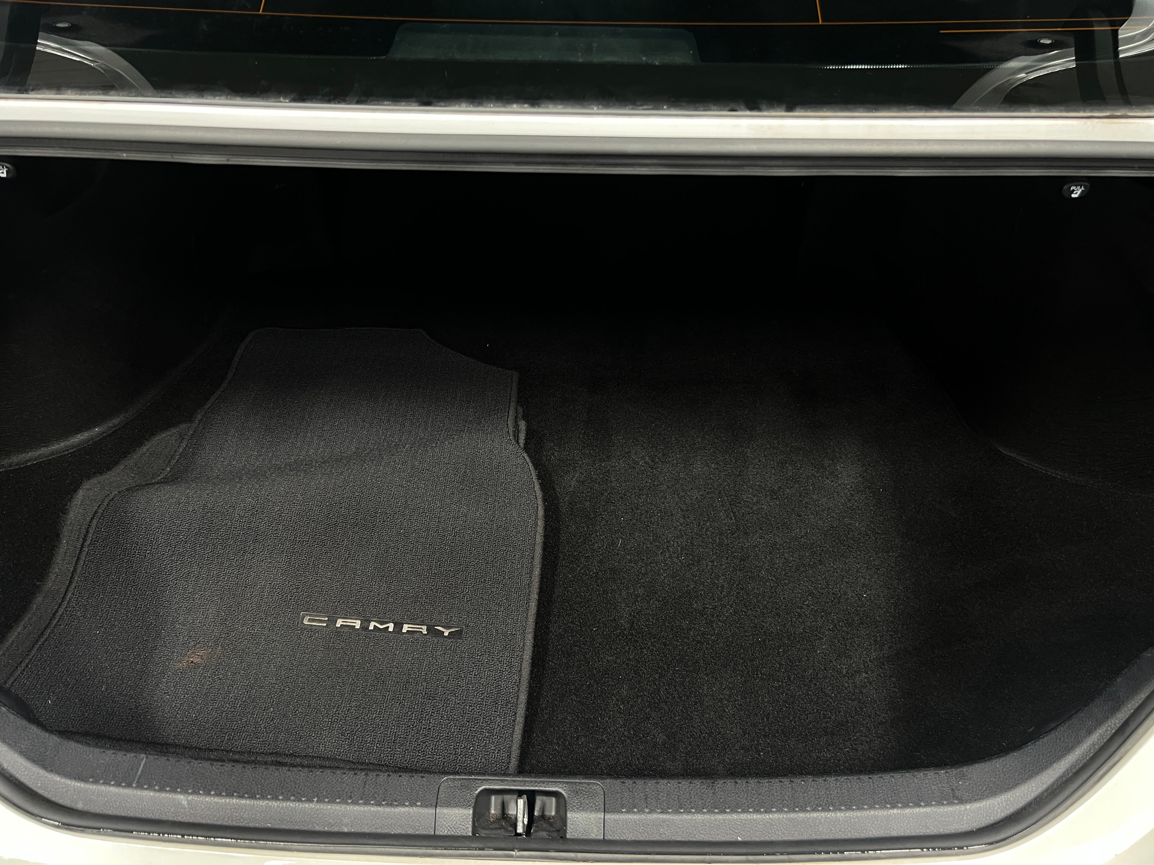 2020 Toyota Camry XSE 6