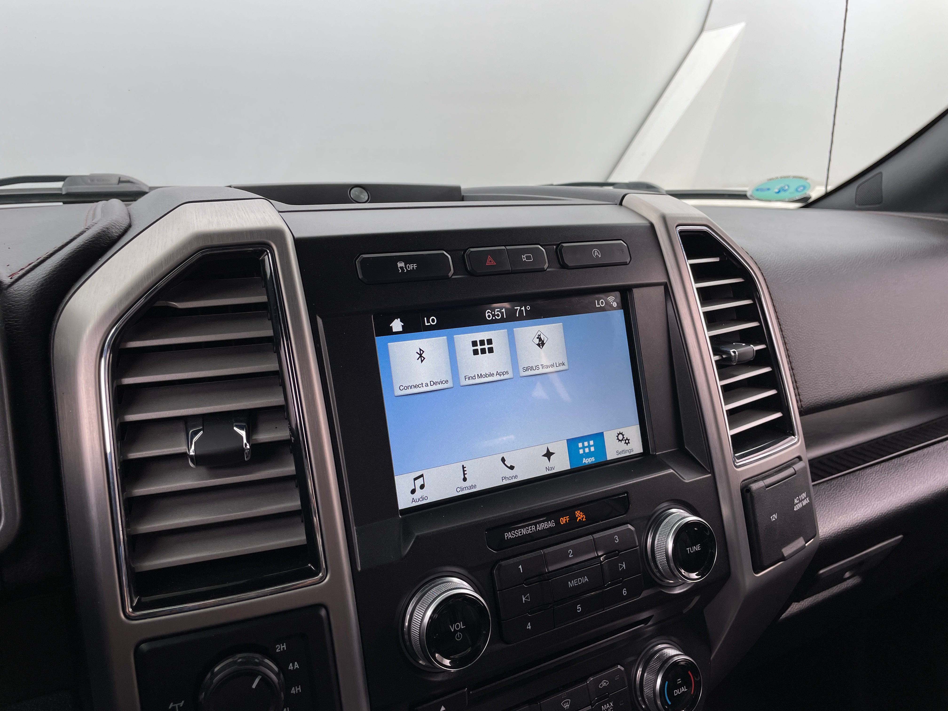 2018 Ford Econoline E-150 3