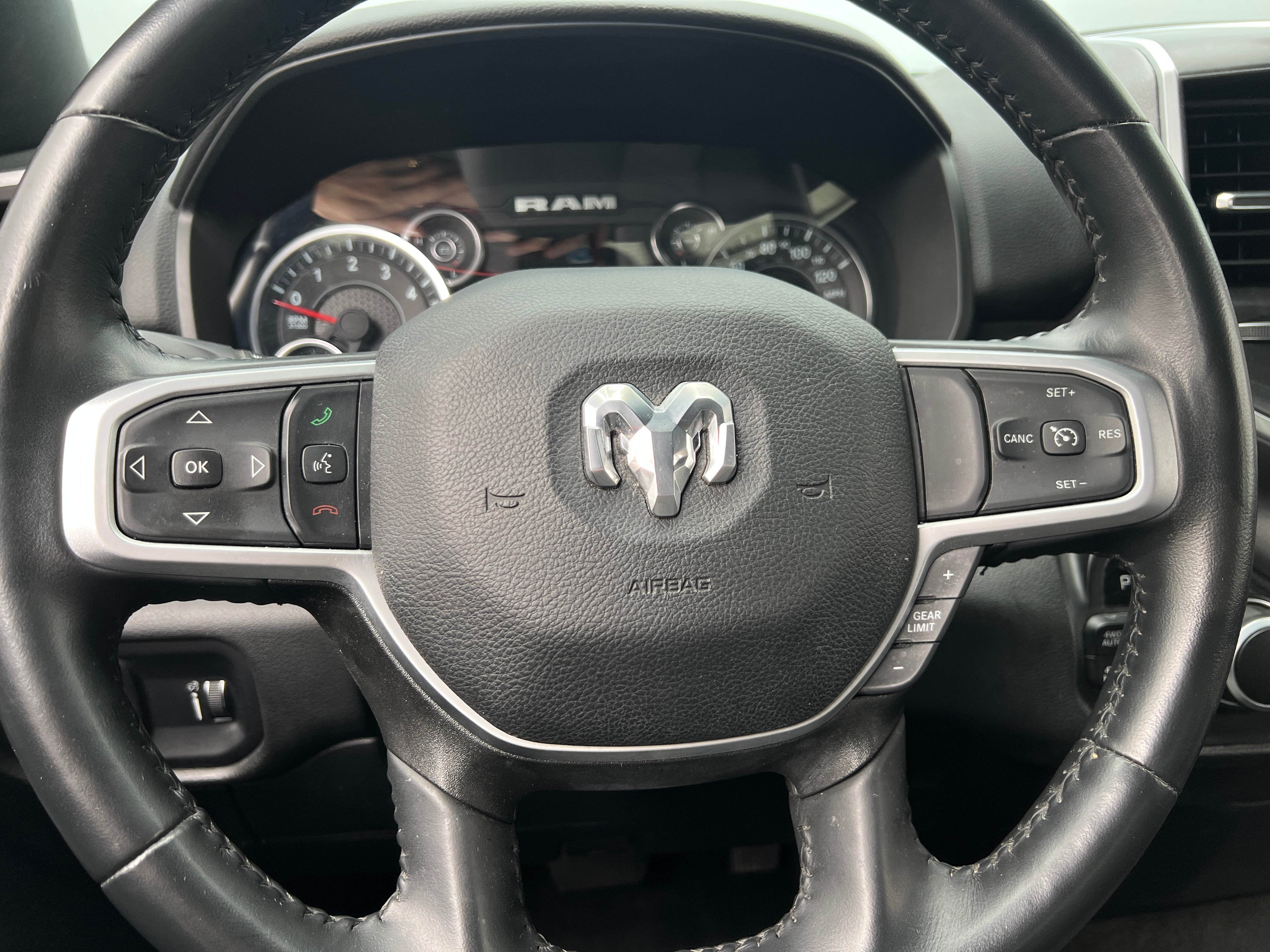 2023 RAM 1500 Big Horn 5