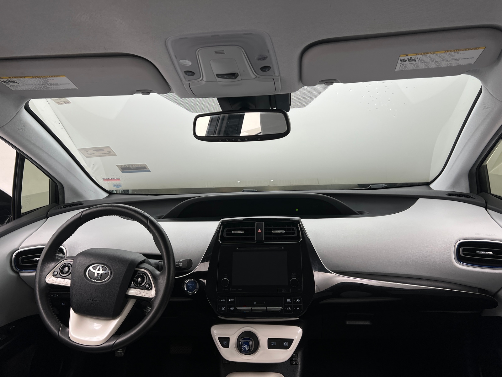 Thumbnail: 2016 Toyota Prius - 3