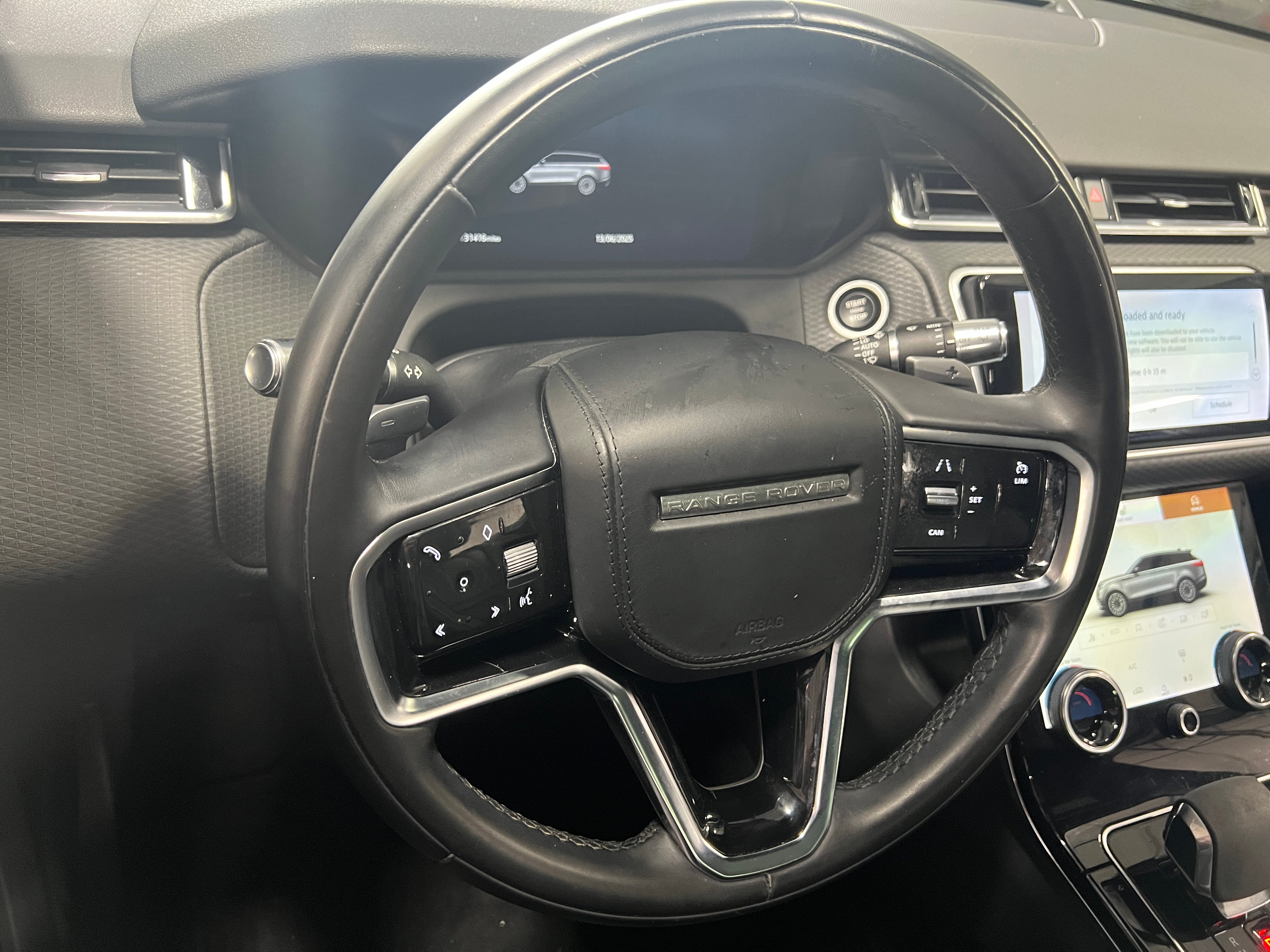 Thumbnail: 2021 Land Rover Range Rover Velar - 4