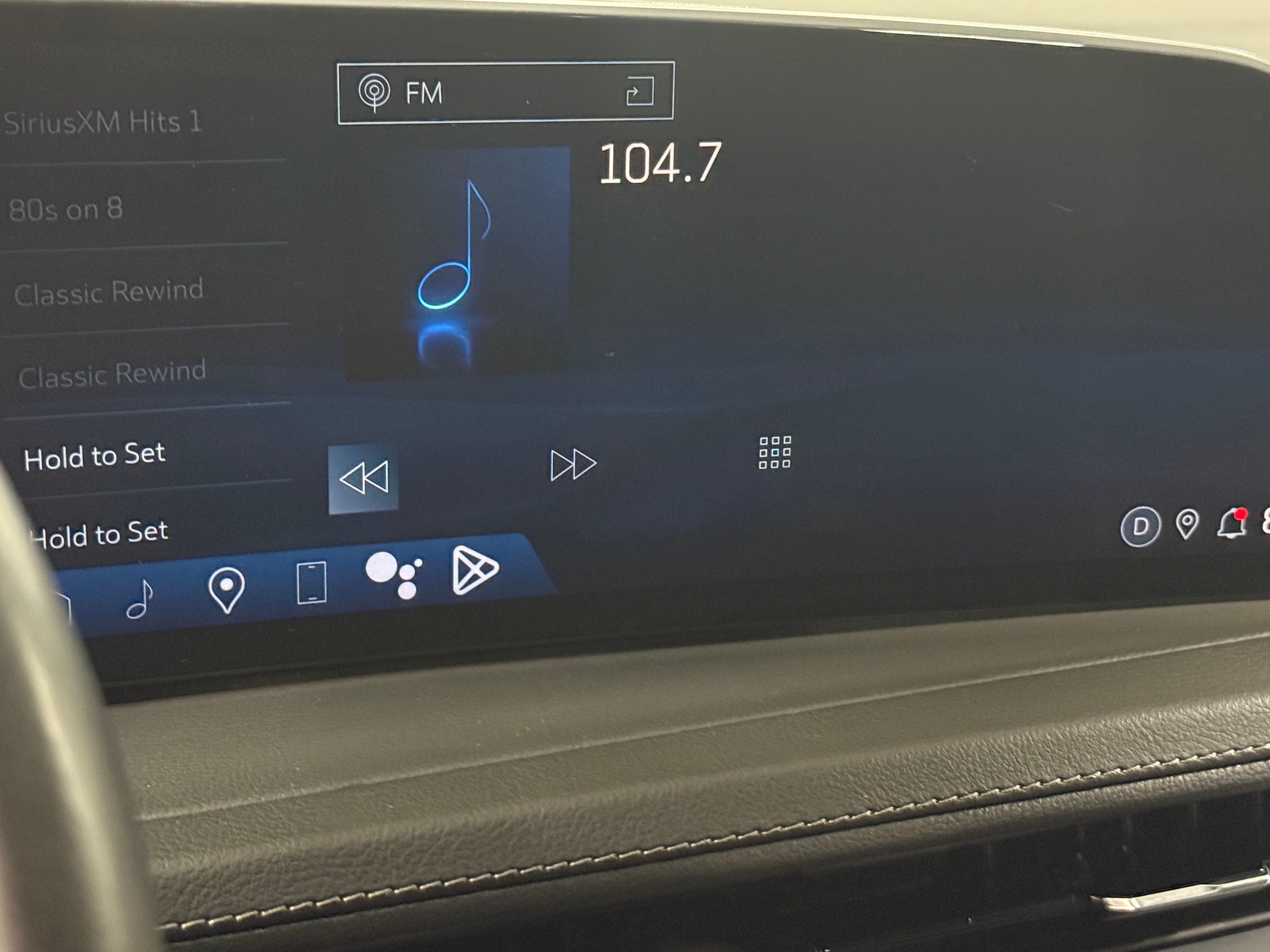 Thumbnail: 2024 Cadillac XT4 - 3