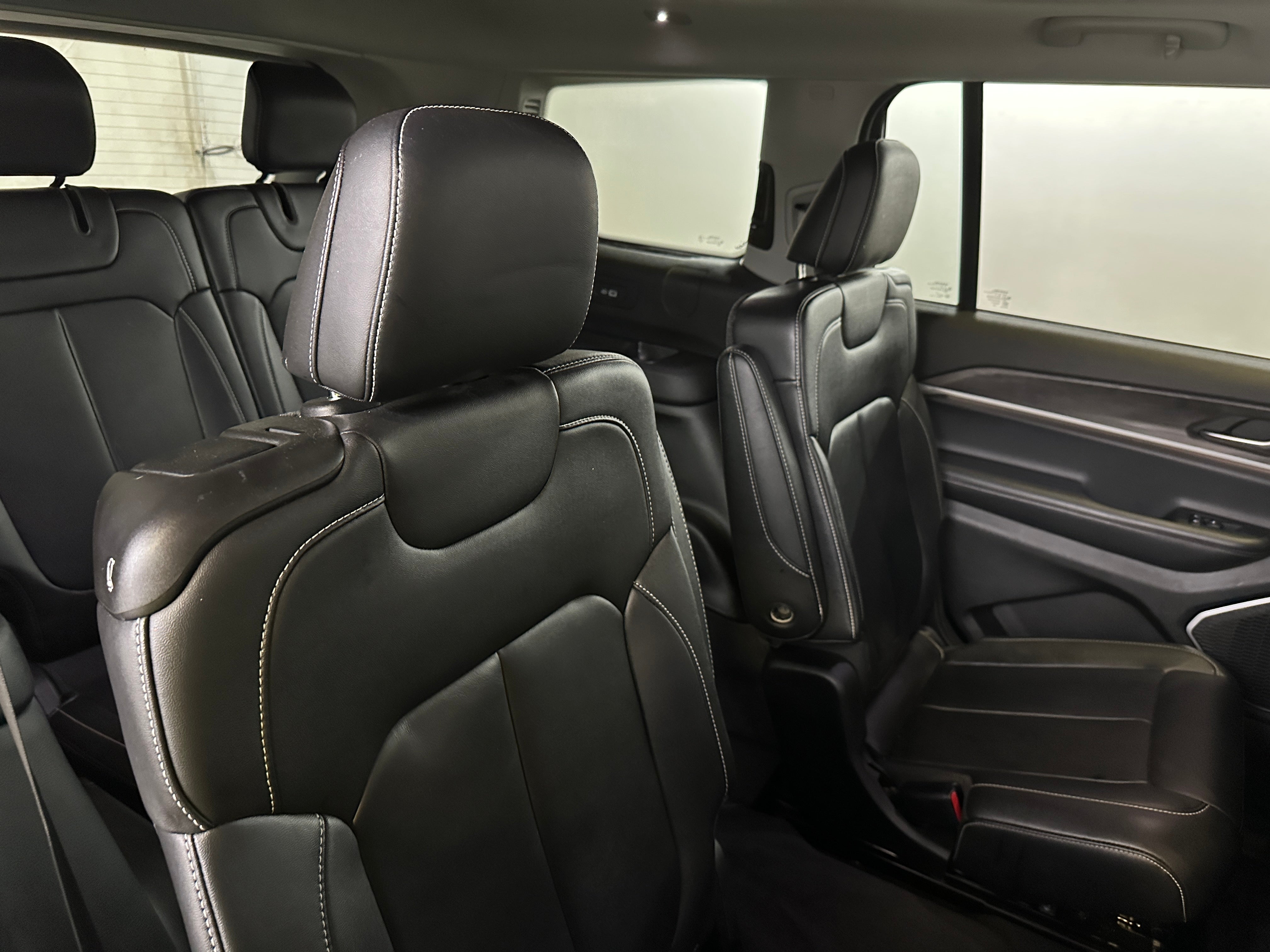 2022 Jeep Grand Cherokee L Limited Edition 5