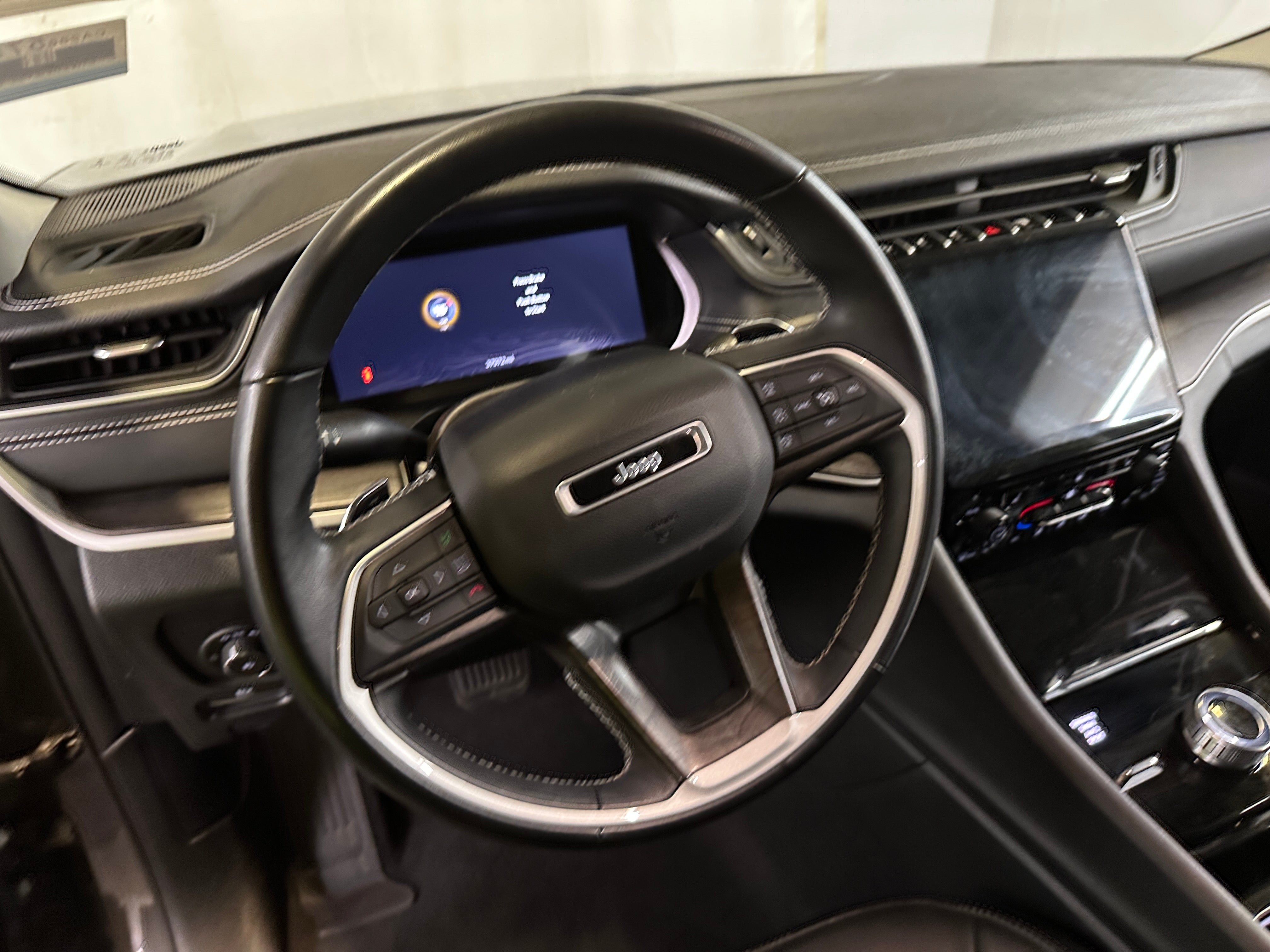 2022 Jeep Grand Cherokee L Limited Edition 4