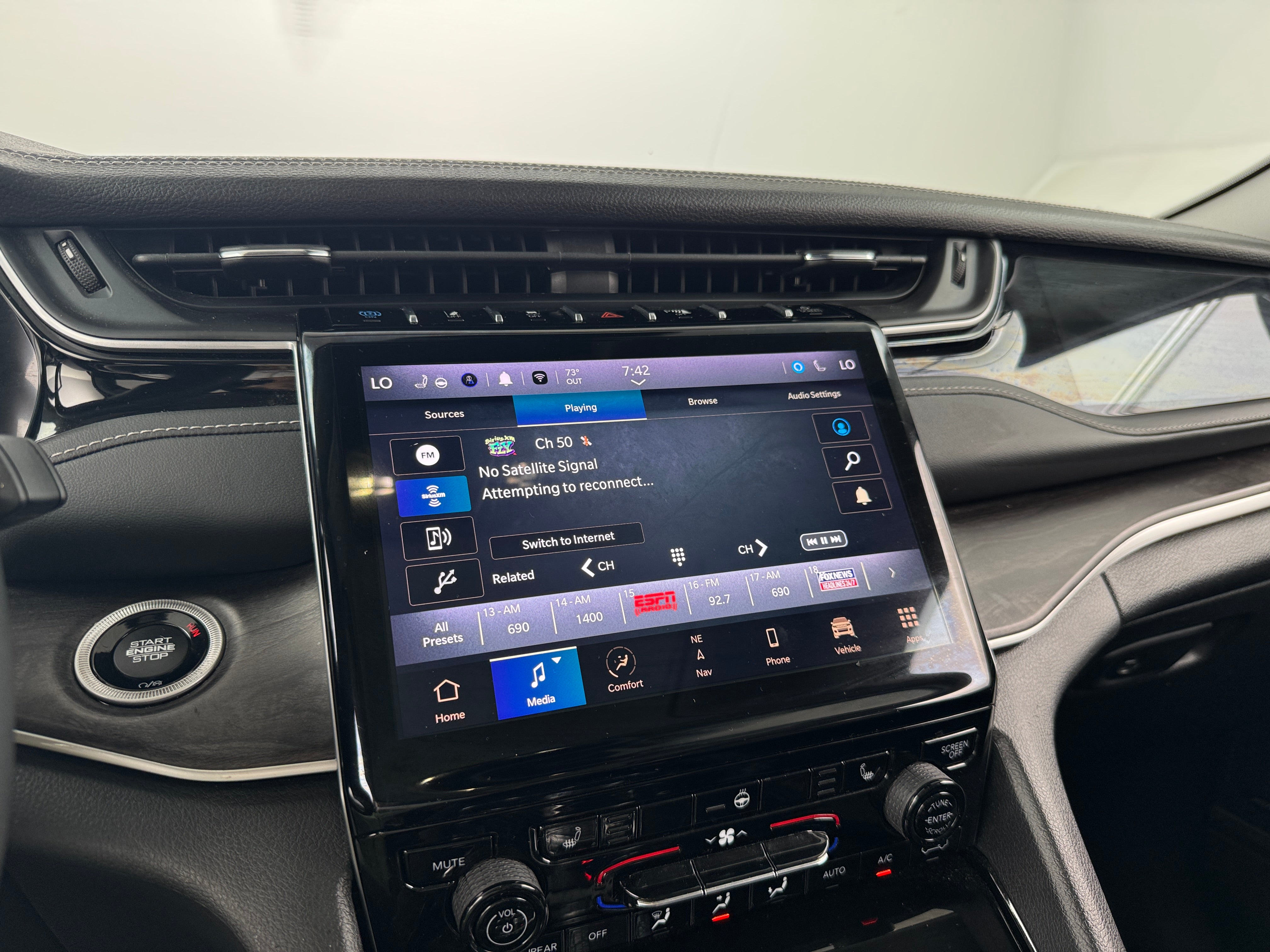 2023 Jeep Grand Cherokee 4xe 3