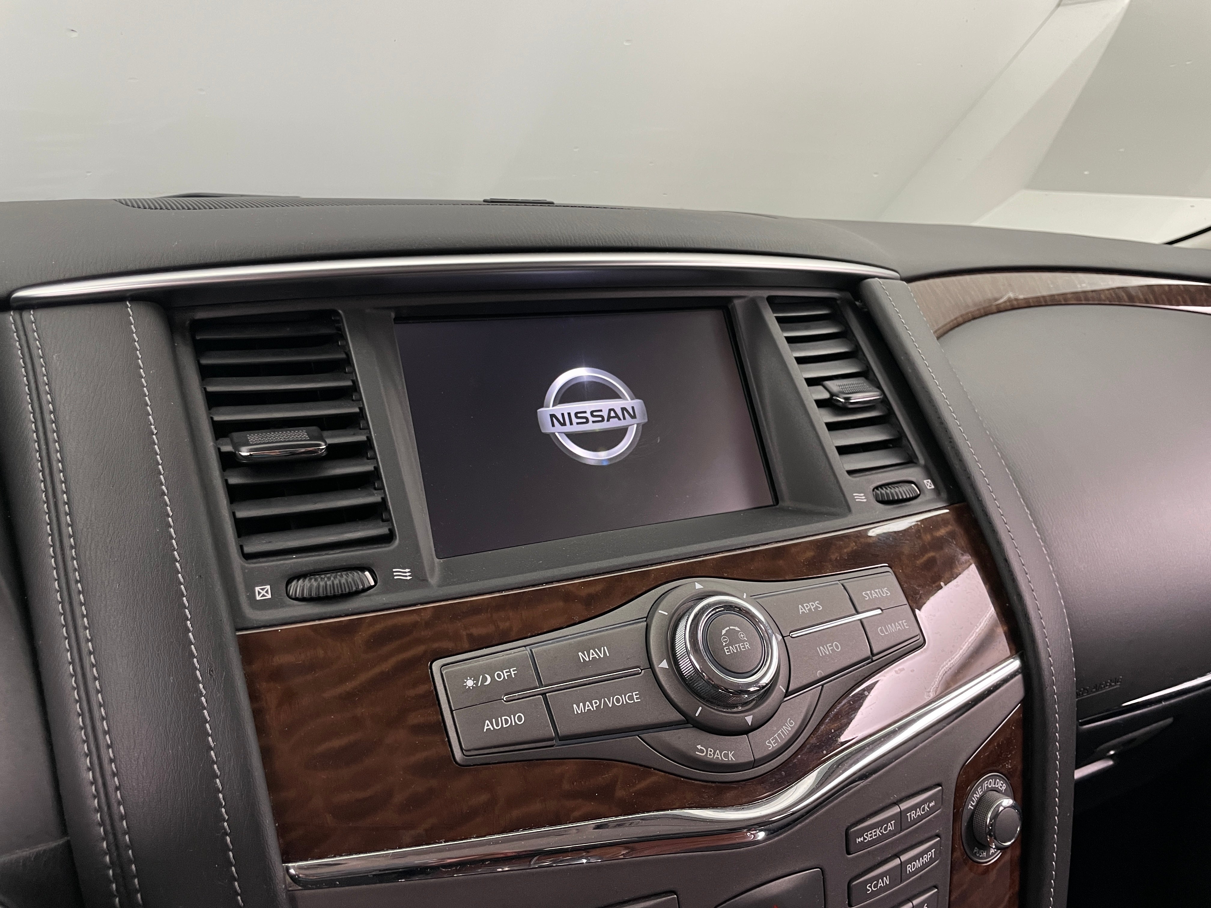 2019 Nissan Armada SV 4