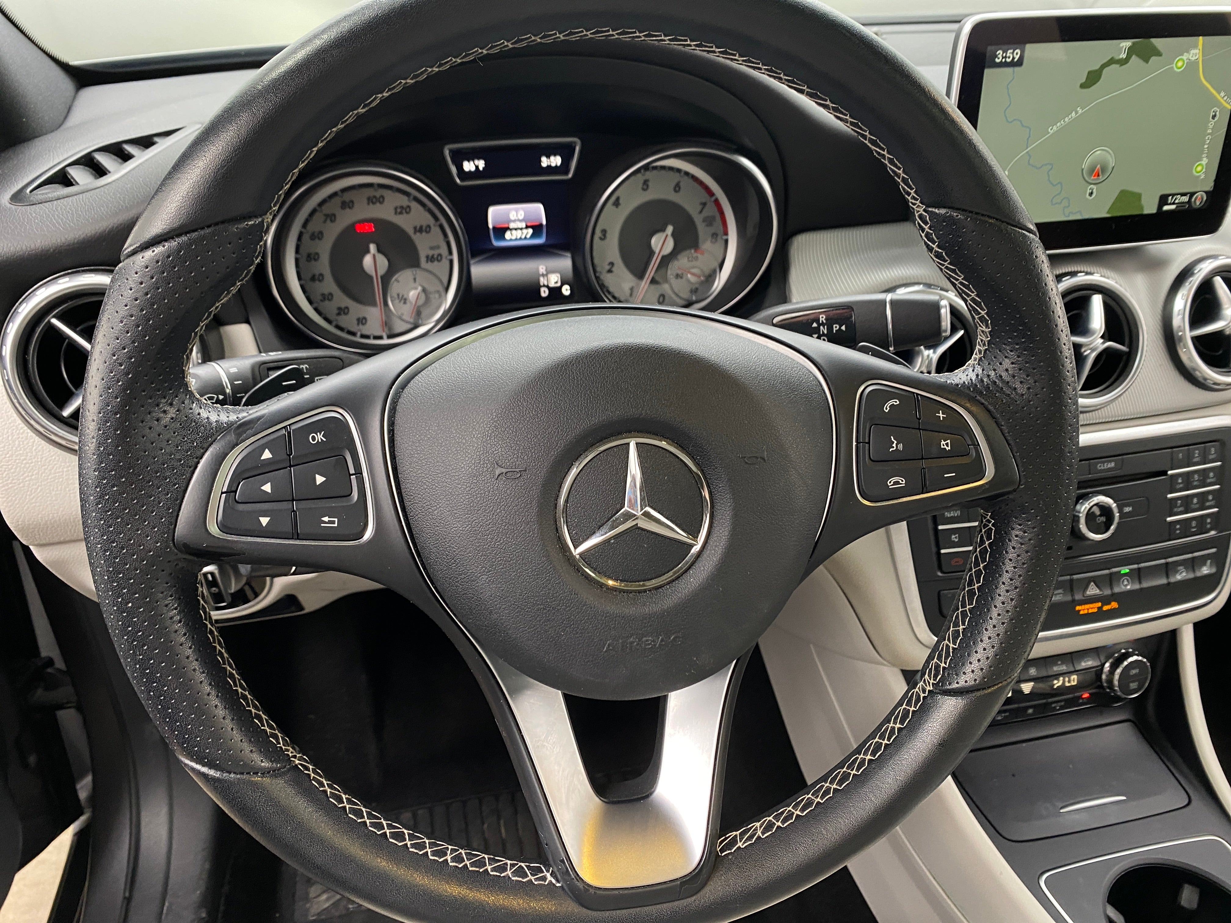 2016 Mercedes-Benz GLA 250 4MATIC 4