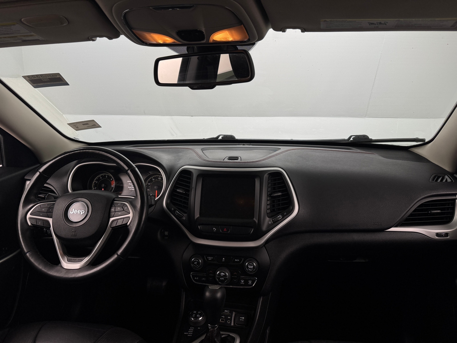 Thumbnail: 2018 Jeep Cherokee - 2
