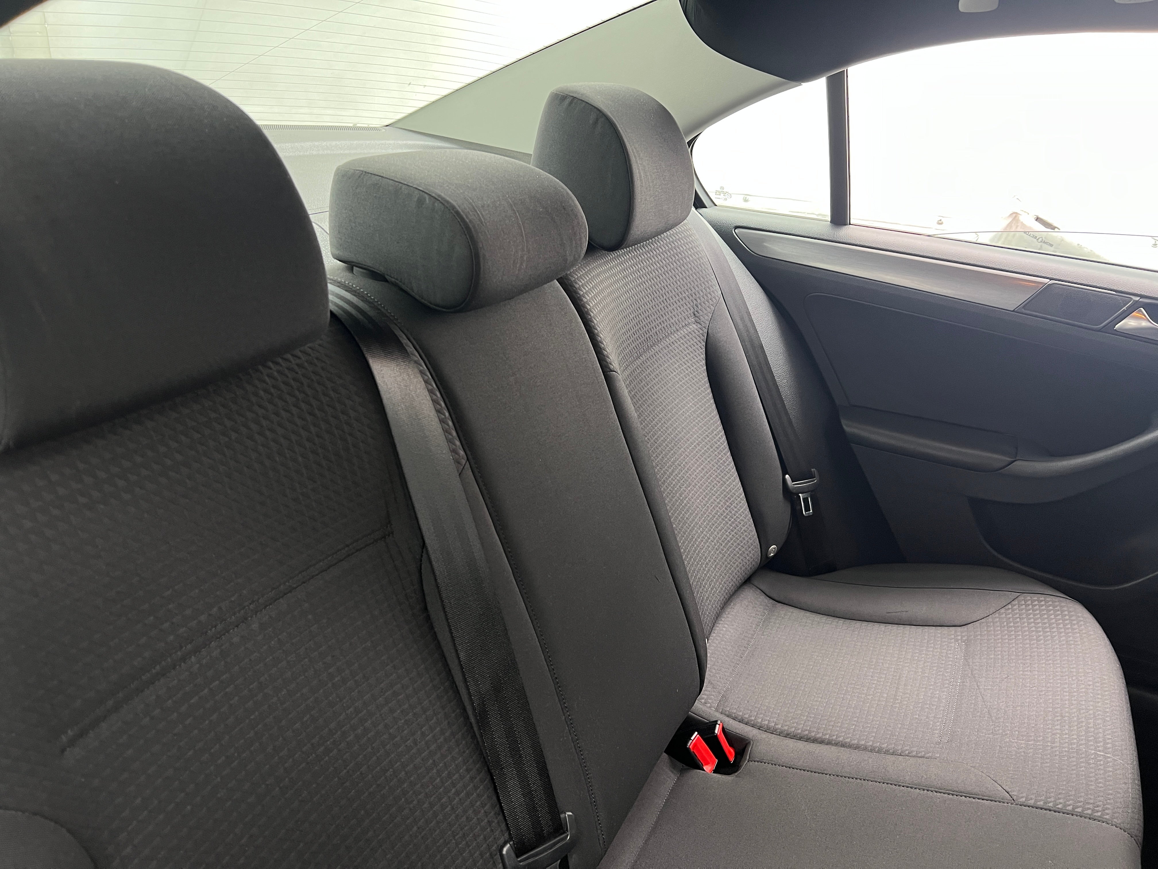 2015 Volkswagen Jetta 2.0T 6