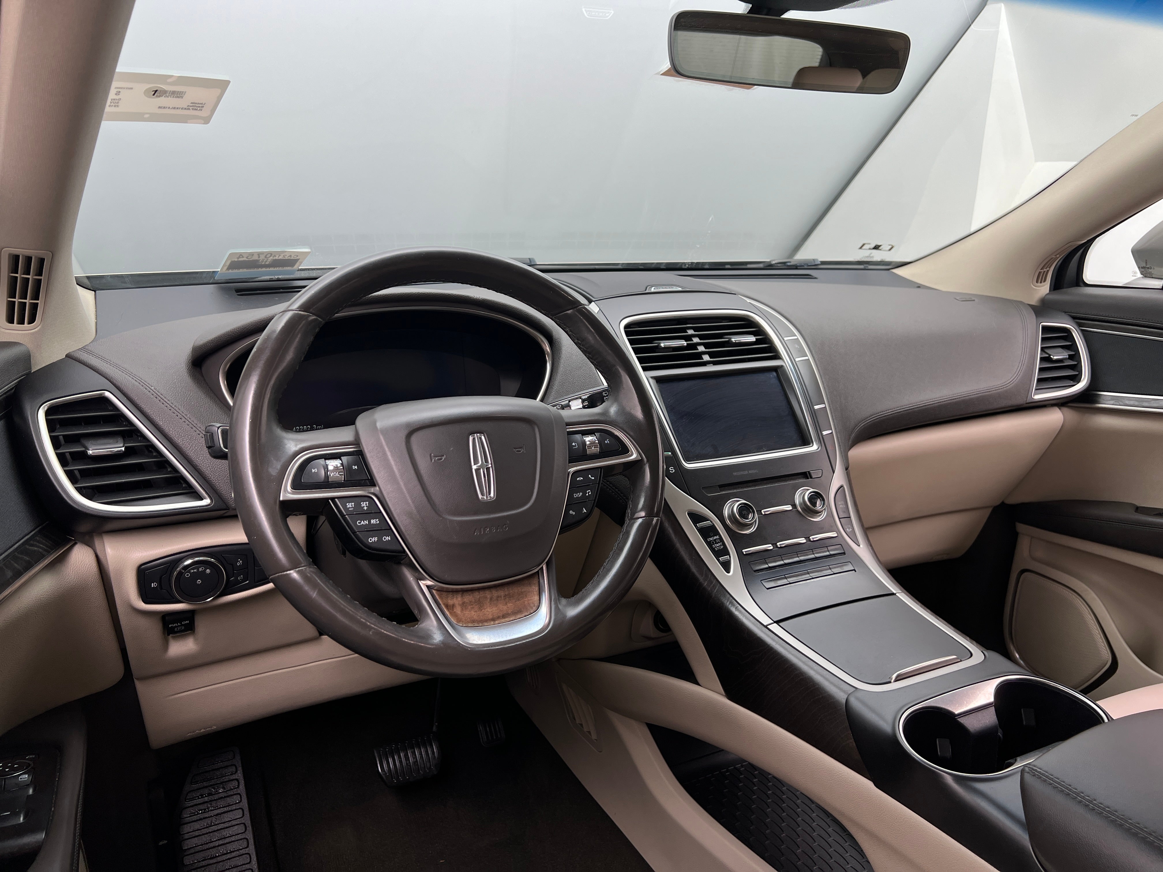2019 Lincoln Nautilus Select 2