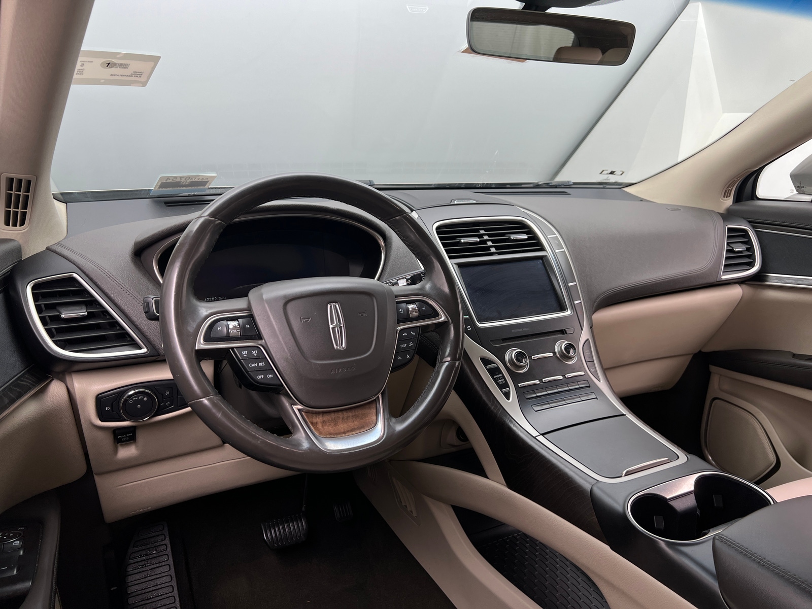 Thumbnail: 2019 Lincoln Nautilus - 2