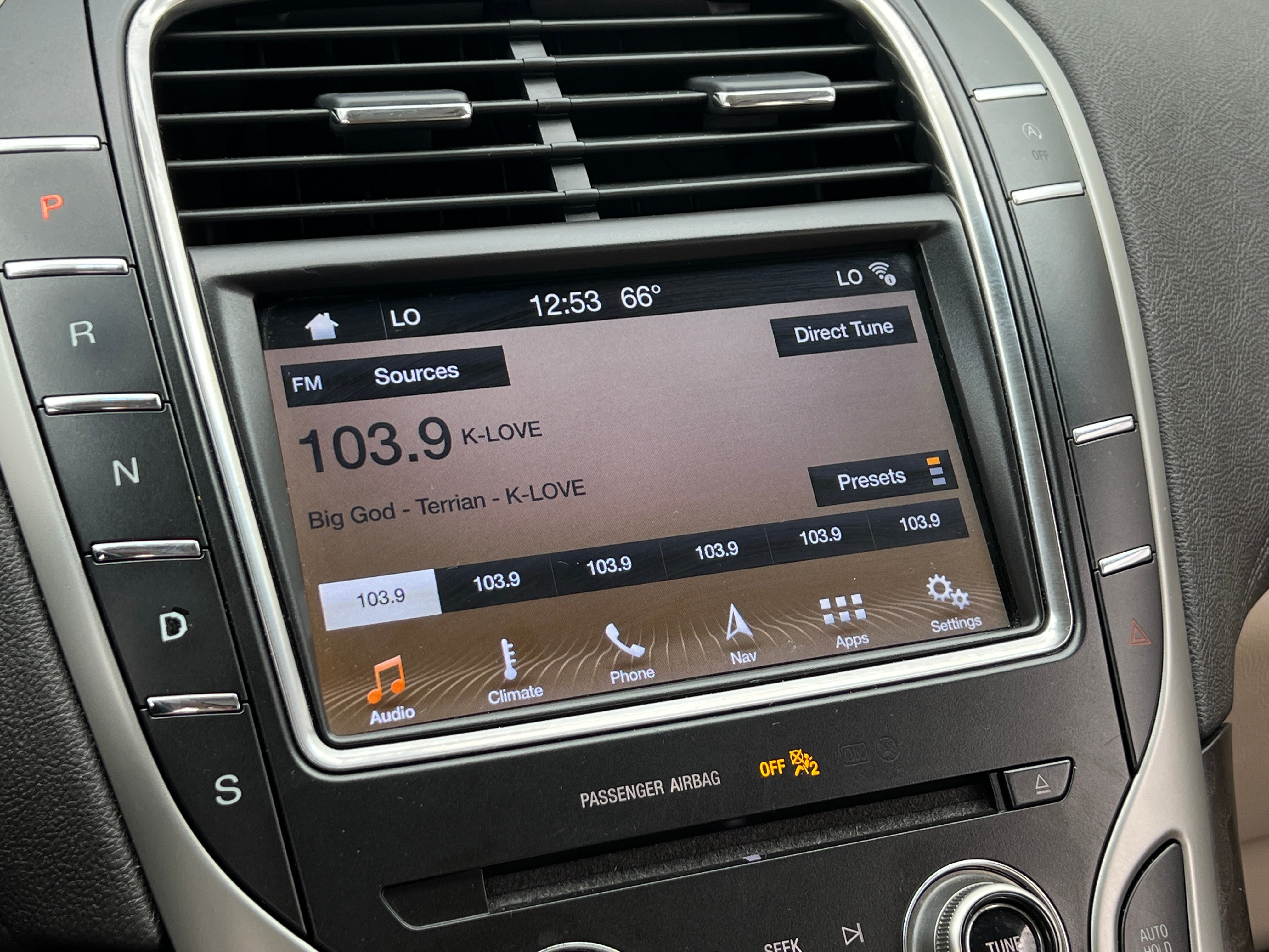 2019 Lincoln Nautilus Select 3