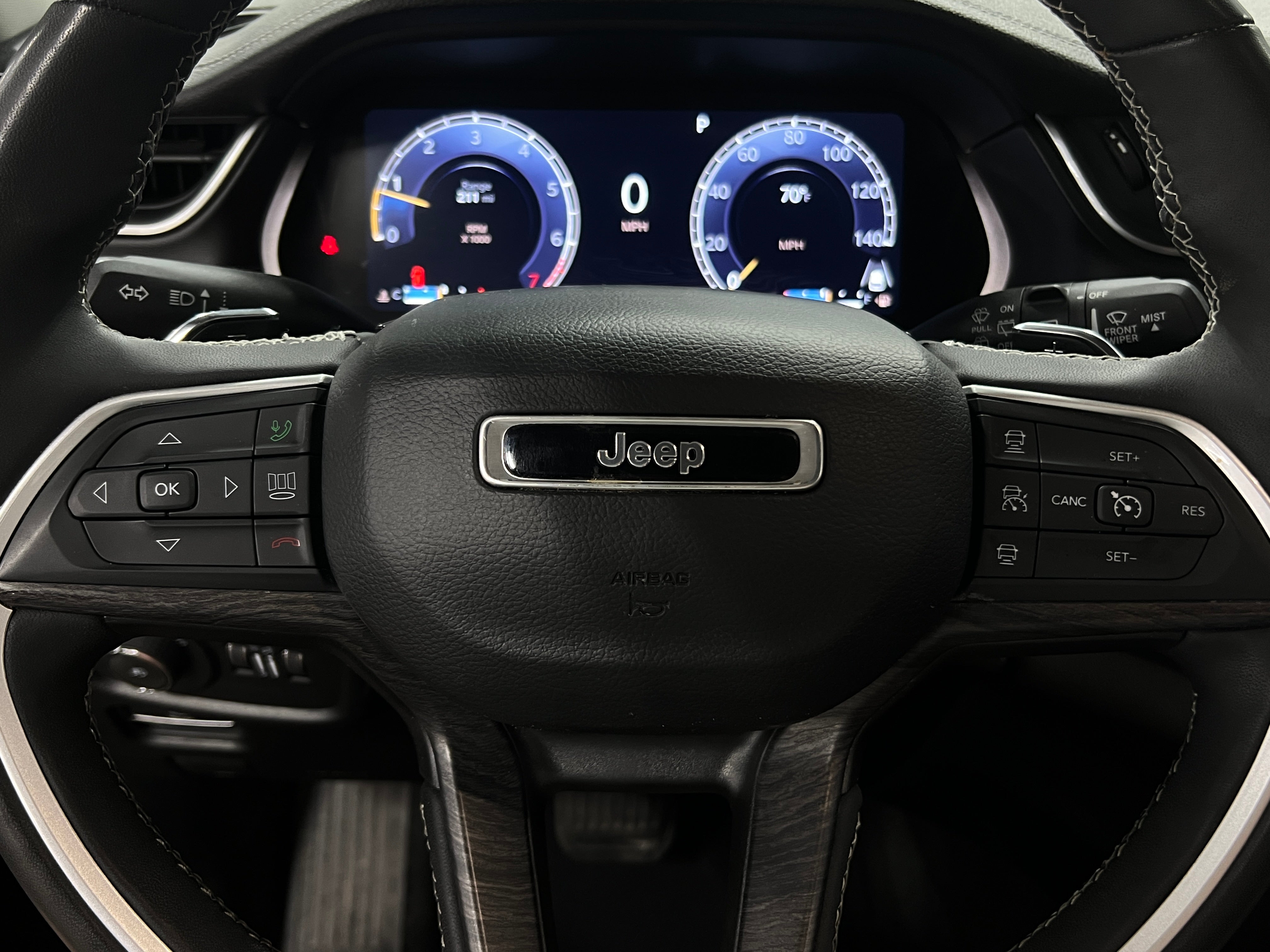 2023 Jeep Grand Cherokee Limited Edition 5