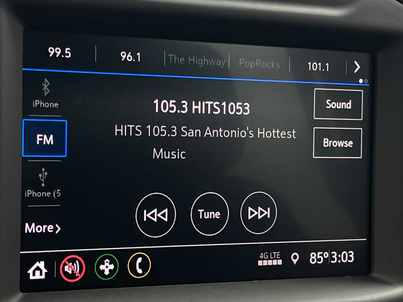 Thumbnail: 2022 Chevrolet Silverado 1500 - 4