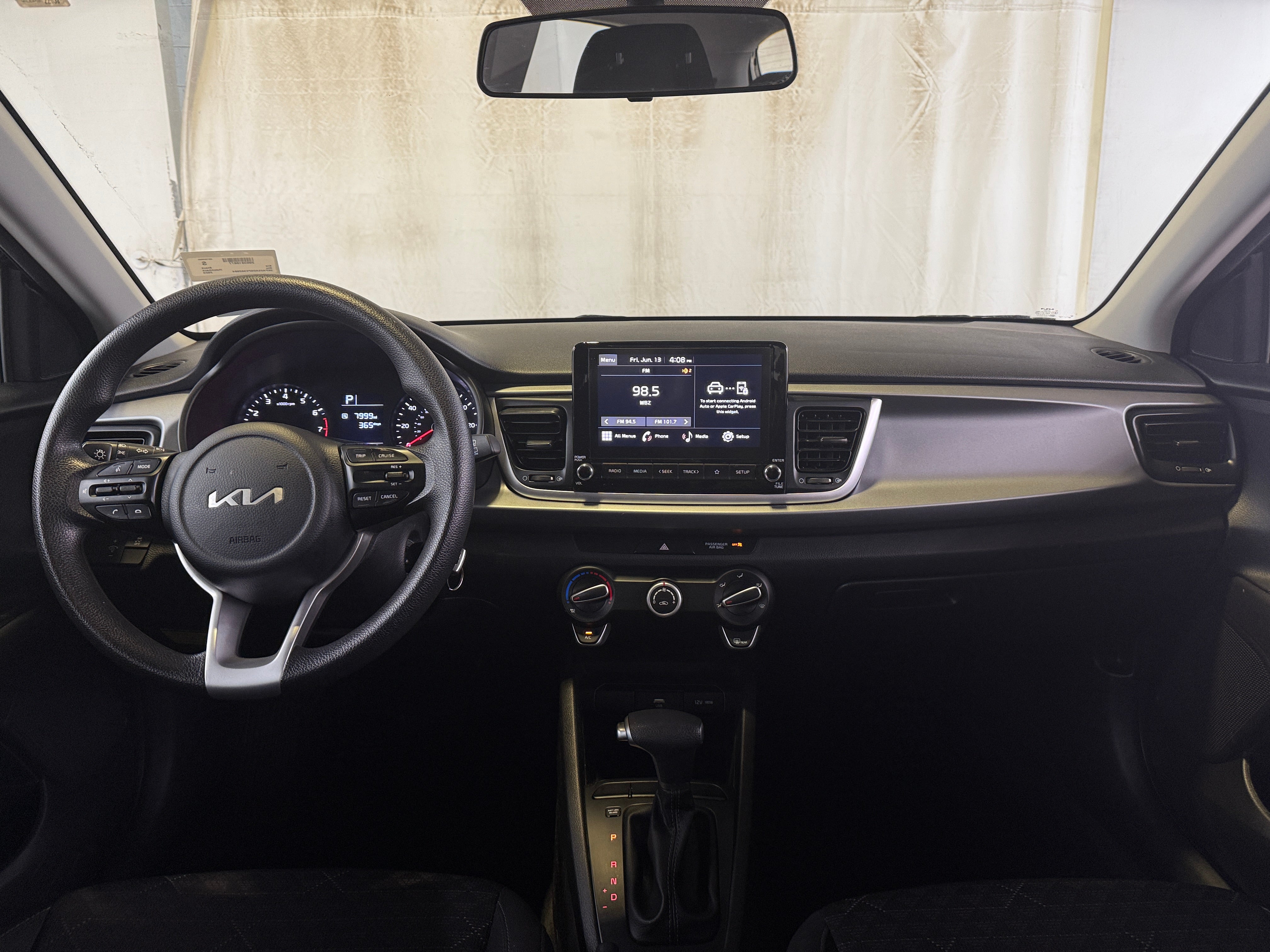 2023 Kia Rio S 3