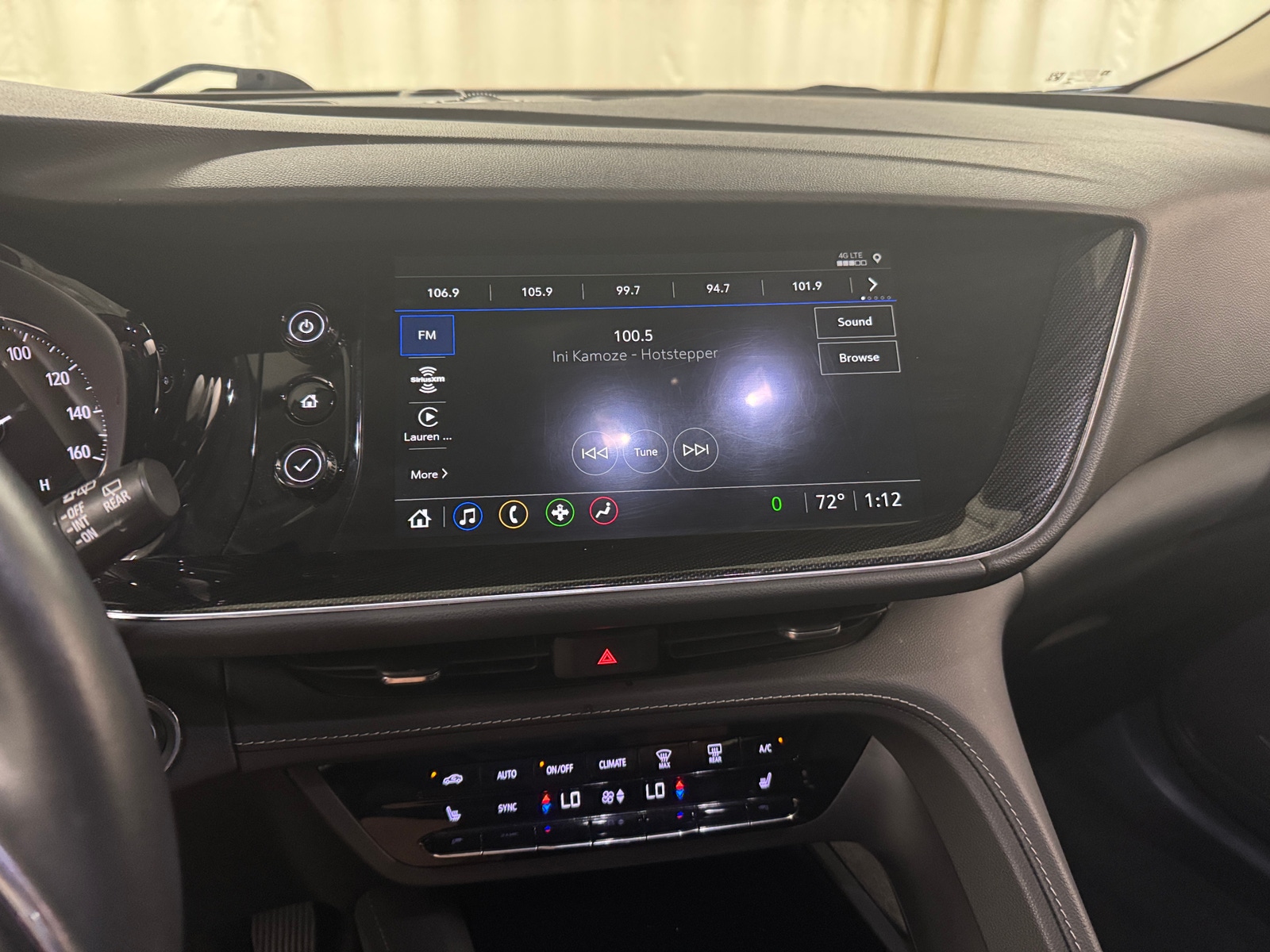 Thumbnail: 2023 Buick Envision - 3